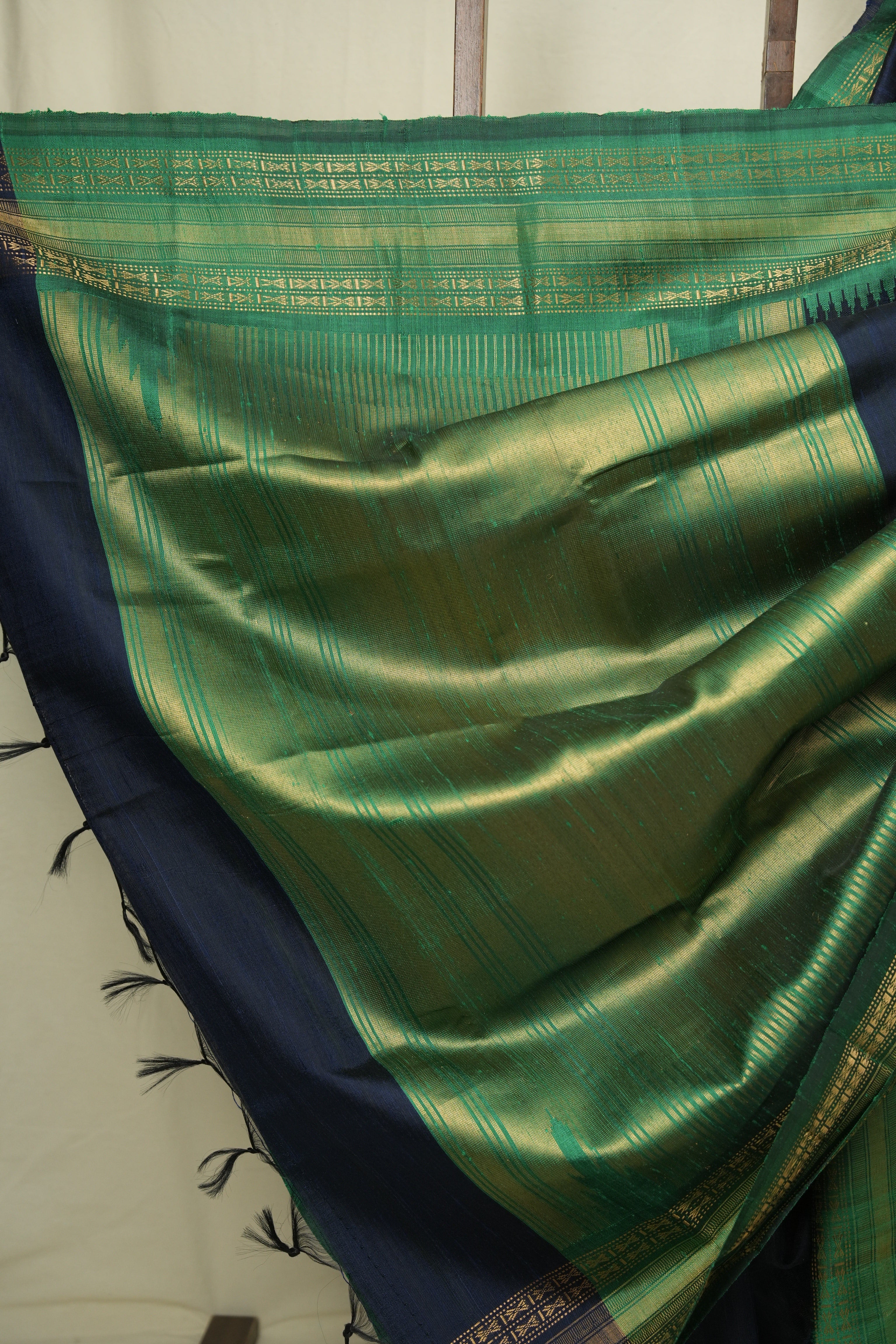 Navy Blue Raw Silk Saree - SRNBRSS1041