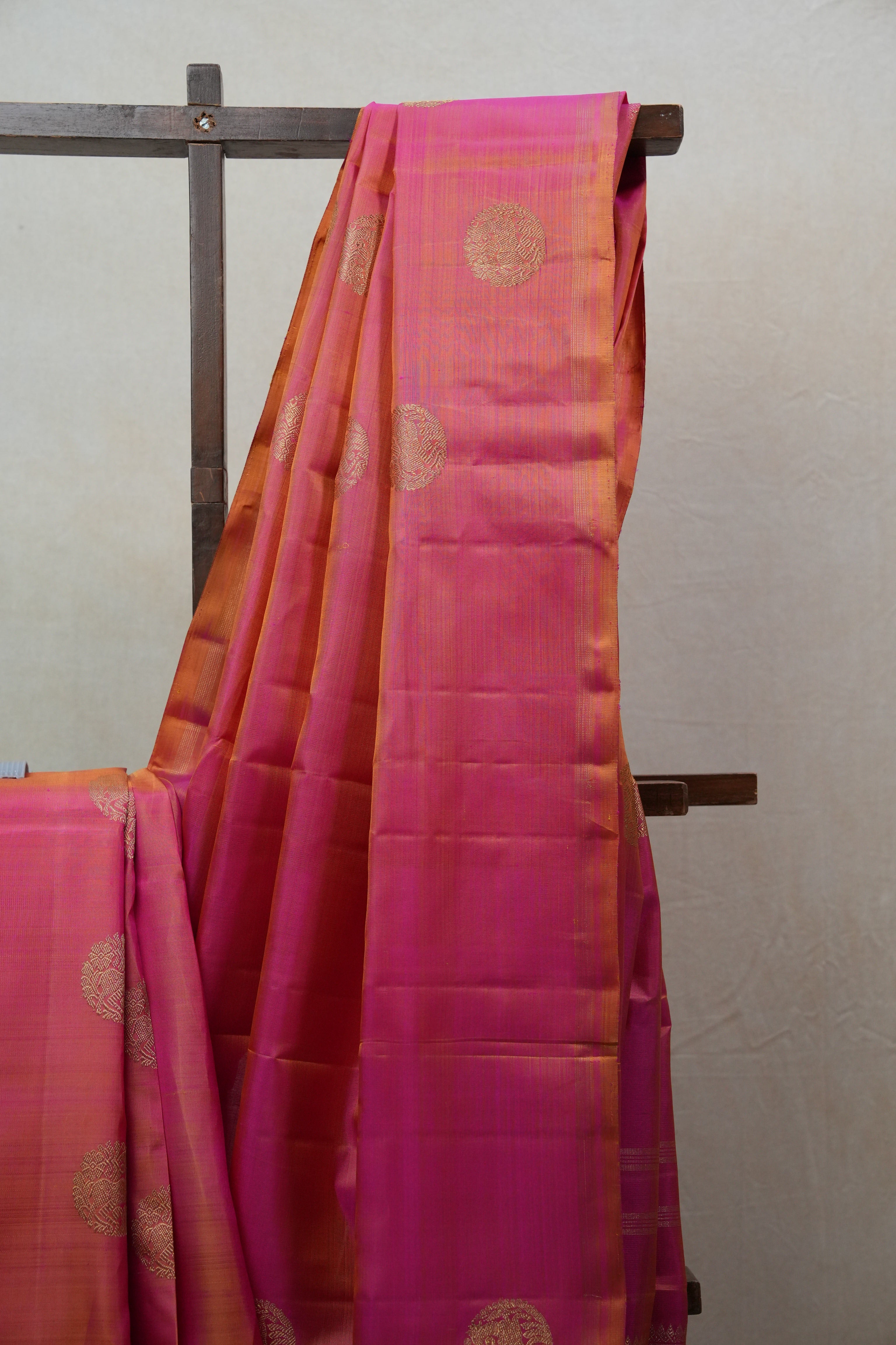 Kanak Pushpi Kanjeevaram Silk Saree - Saavari - SSKPKSS80