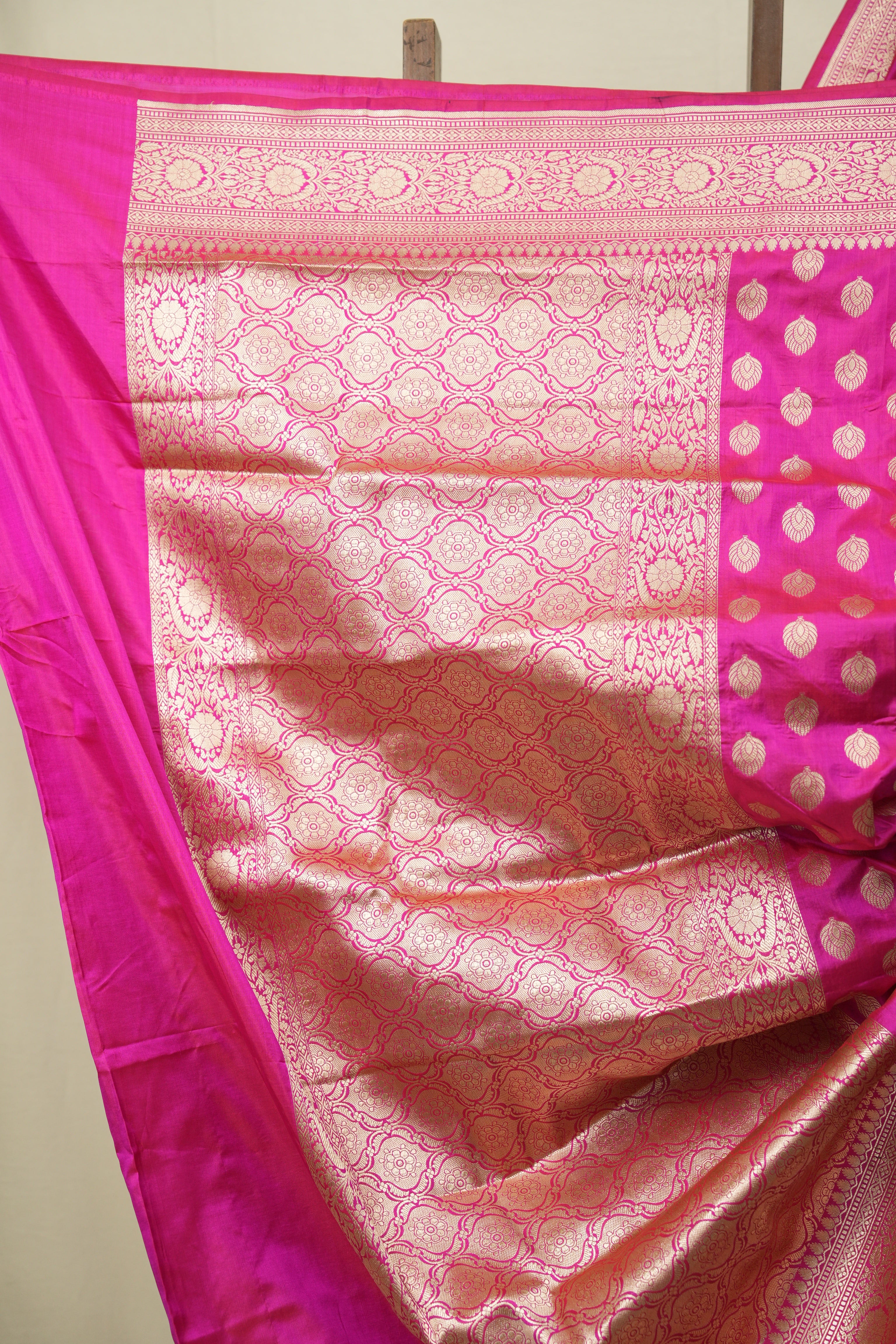 Pink Banarasi Silk Saree - SRPBSS964