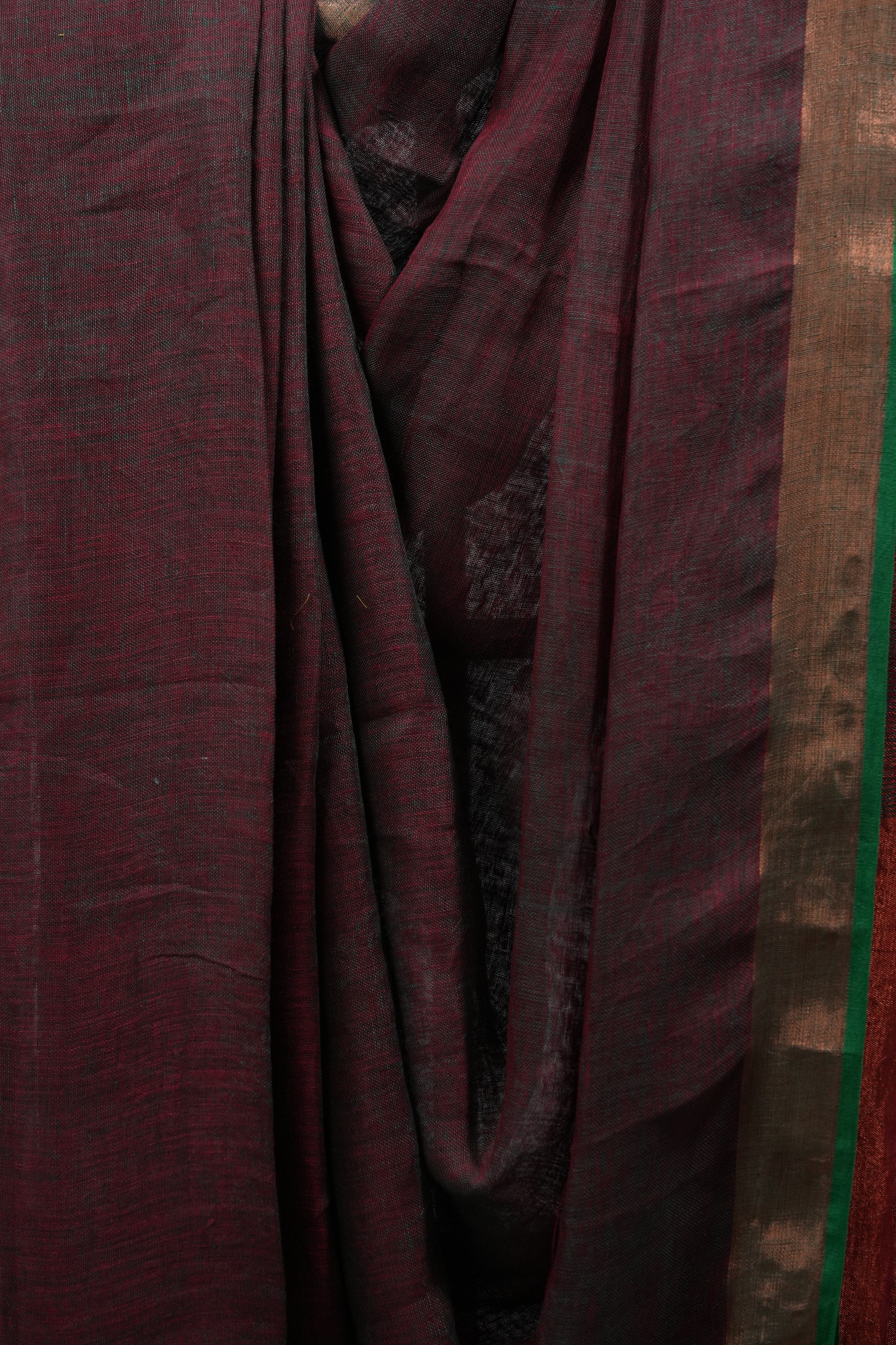 Two Tone Maroon Plain Linen Saree With Tassels - SRTTMPLS258