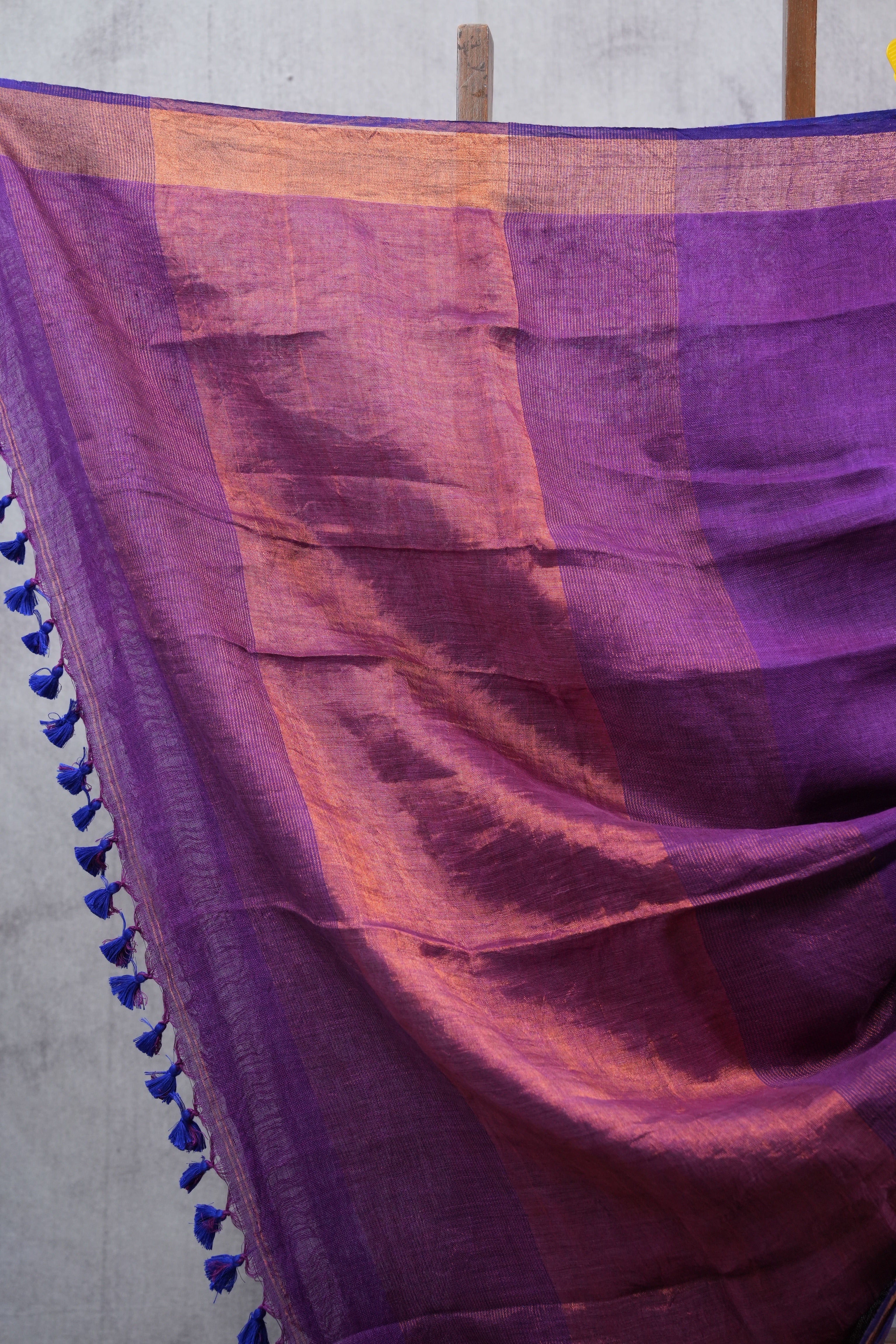 Purple Plain Linen Saree With Tassels - SRPPLS256