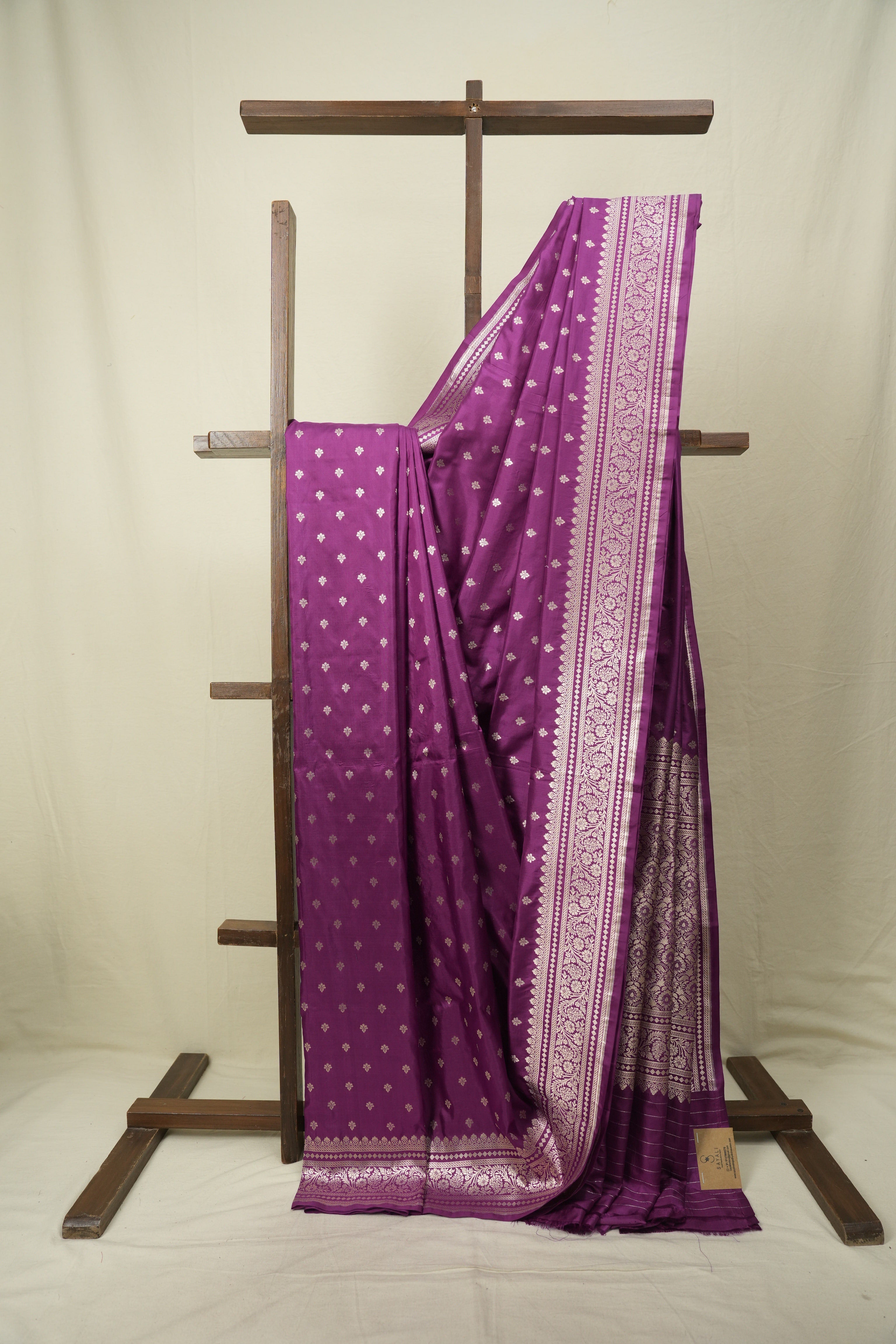 Magenta Banarasi Silk Saree - SRMBSS967