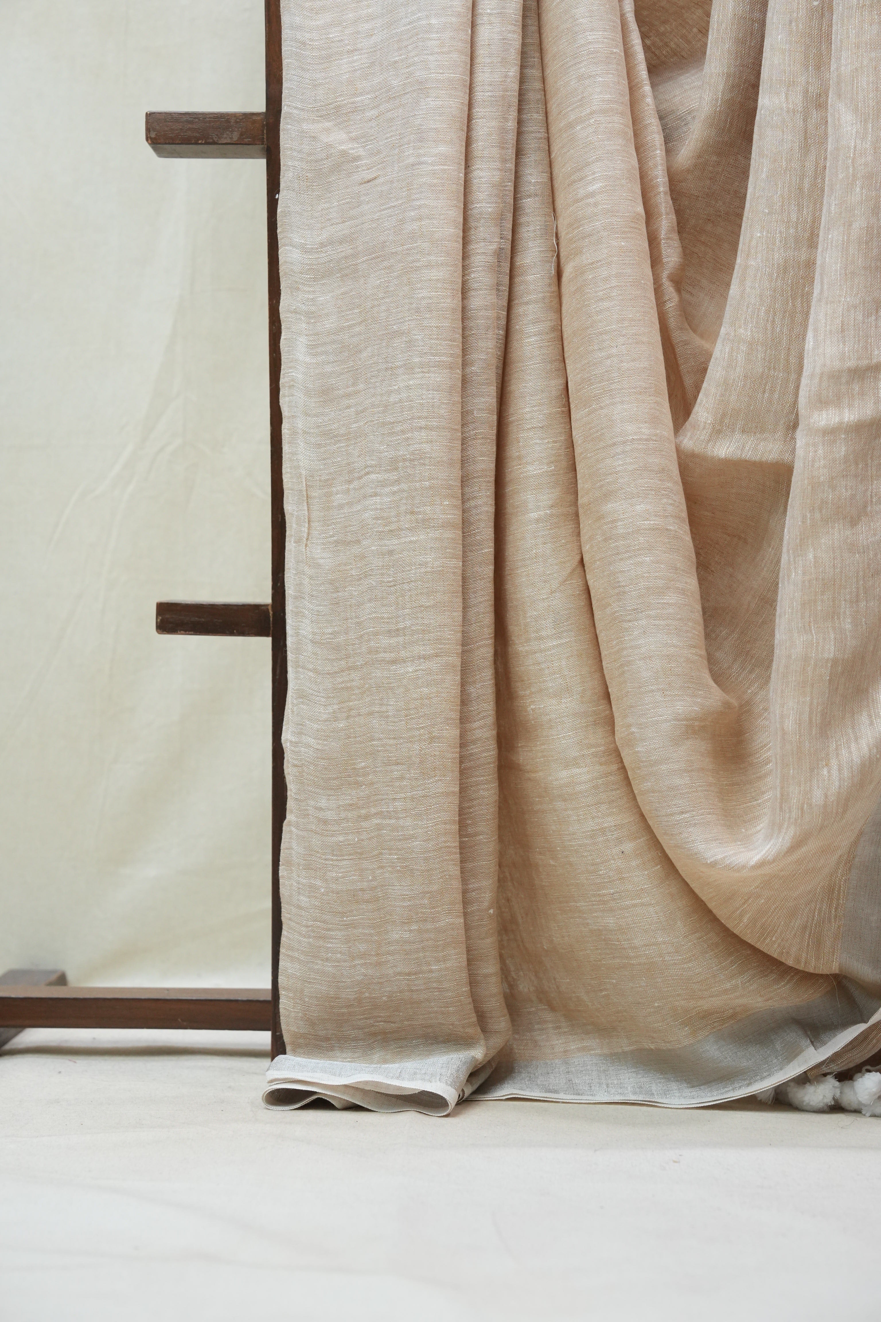 Light Biscuit  Plain Linen Saree With White Tassels - SRLBPLS297