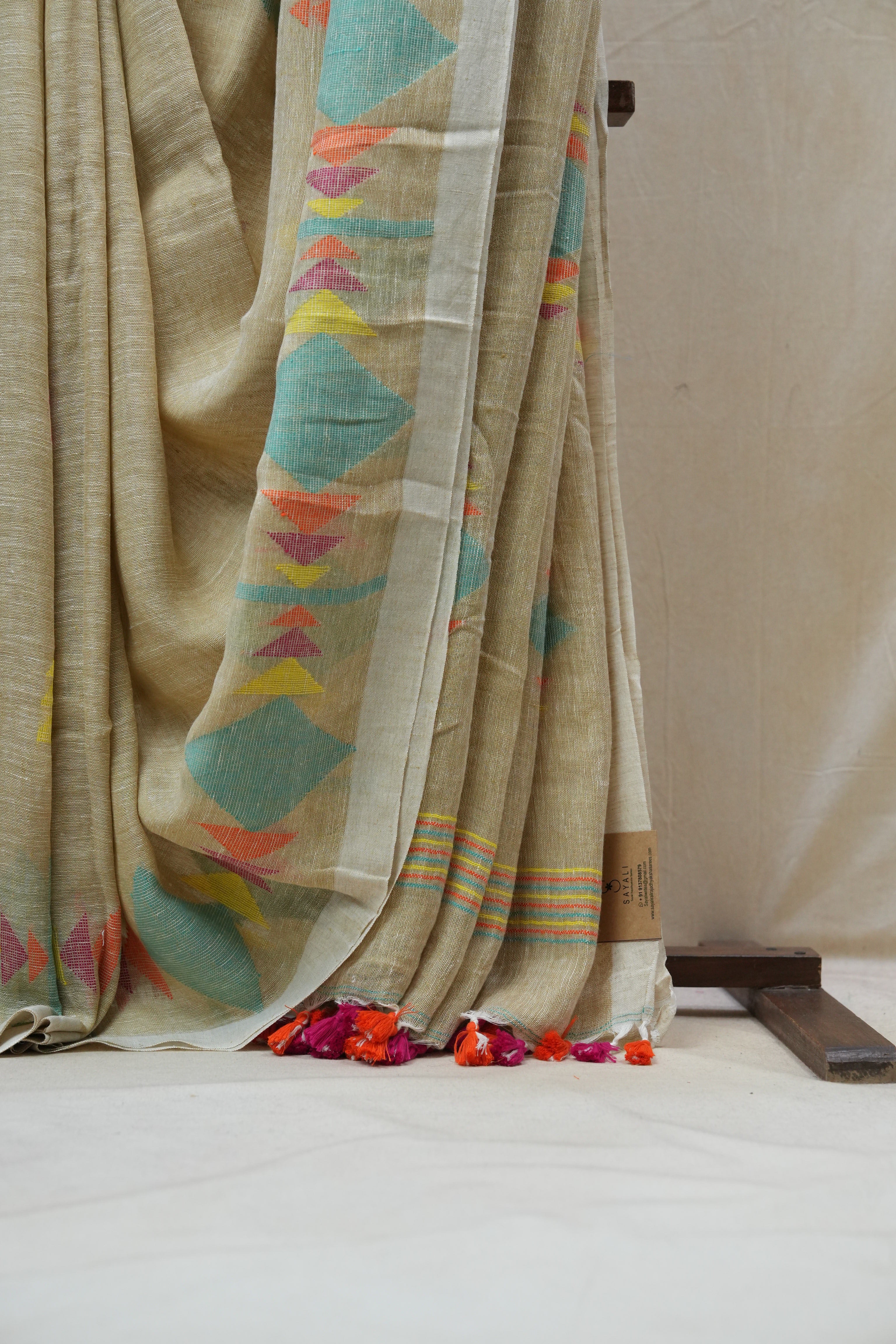 Light Yellow Linen Jamdani Saree With Tassels -  SRLYLS365