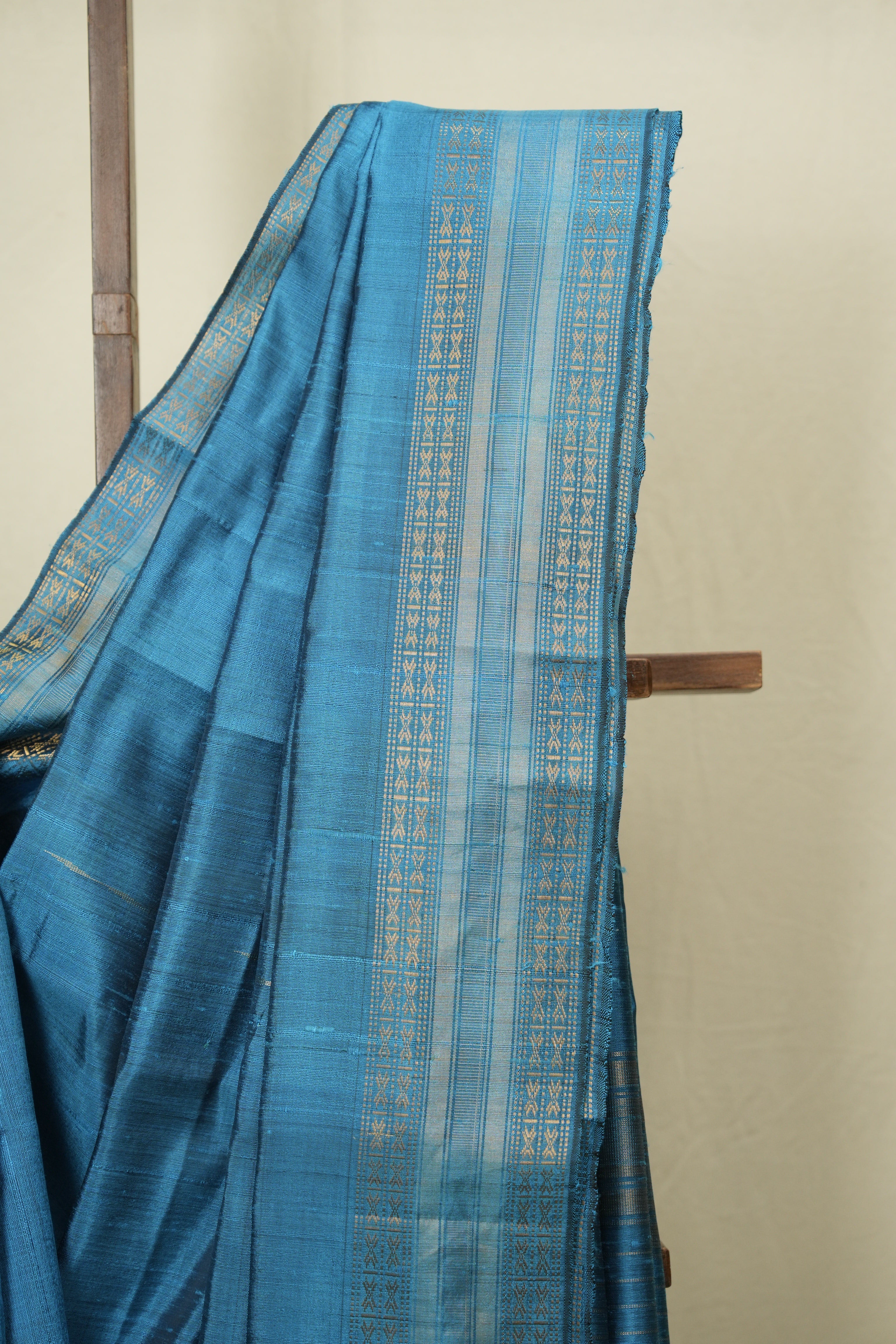 Blue Raw Silk Saree - SRBRSS1040
