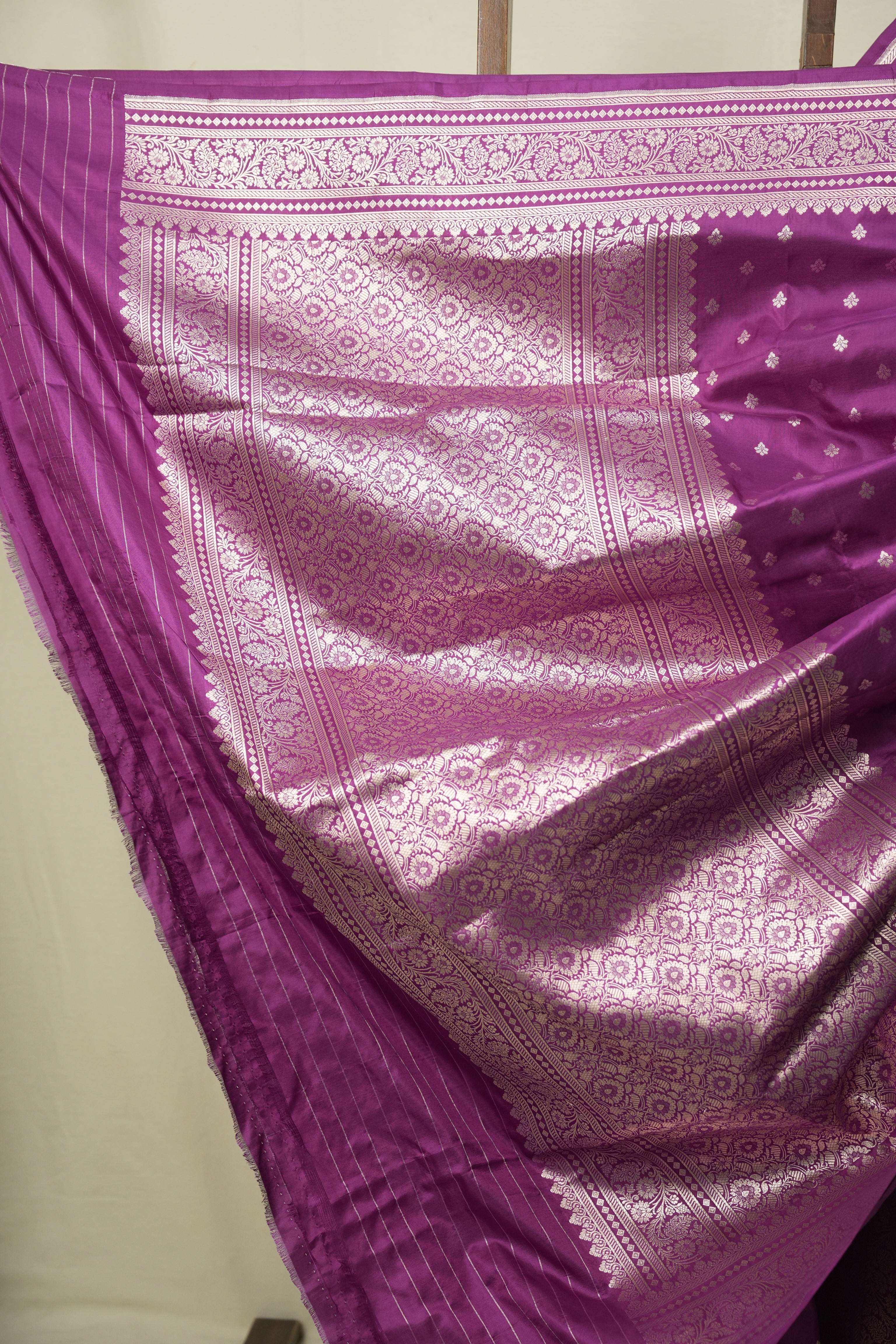 Magenta Banarasi Silk Saree - SRMBSS967