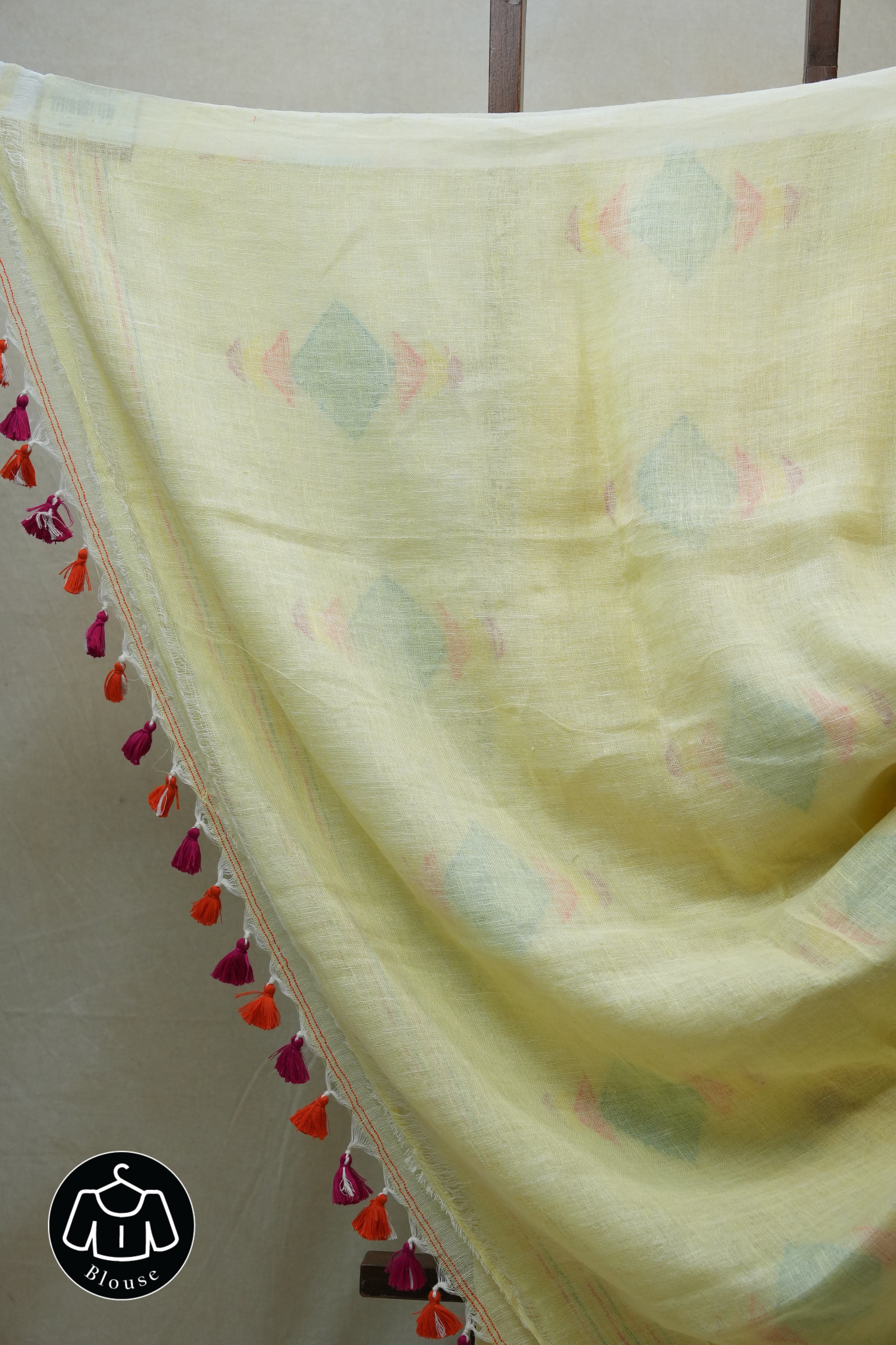 Light Yellow Linen Jamdani Saree With Tassels - SRLYLJS360