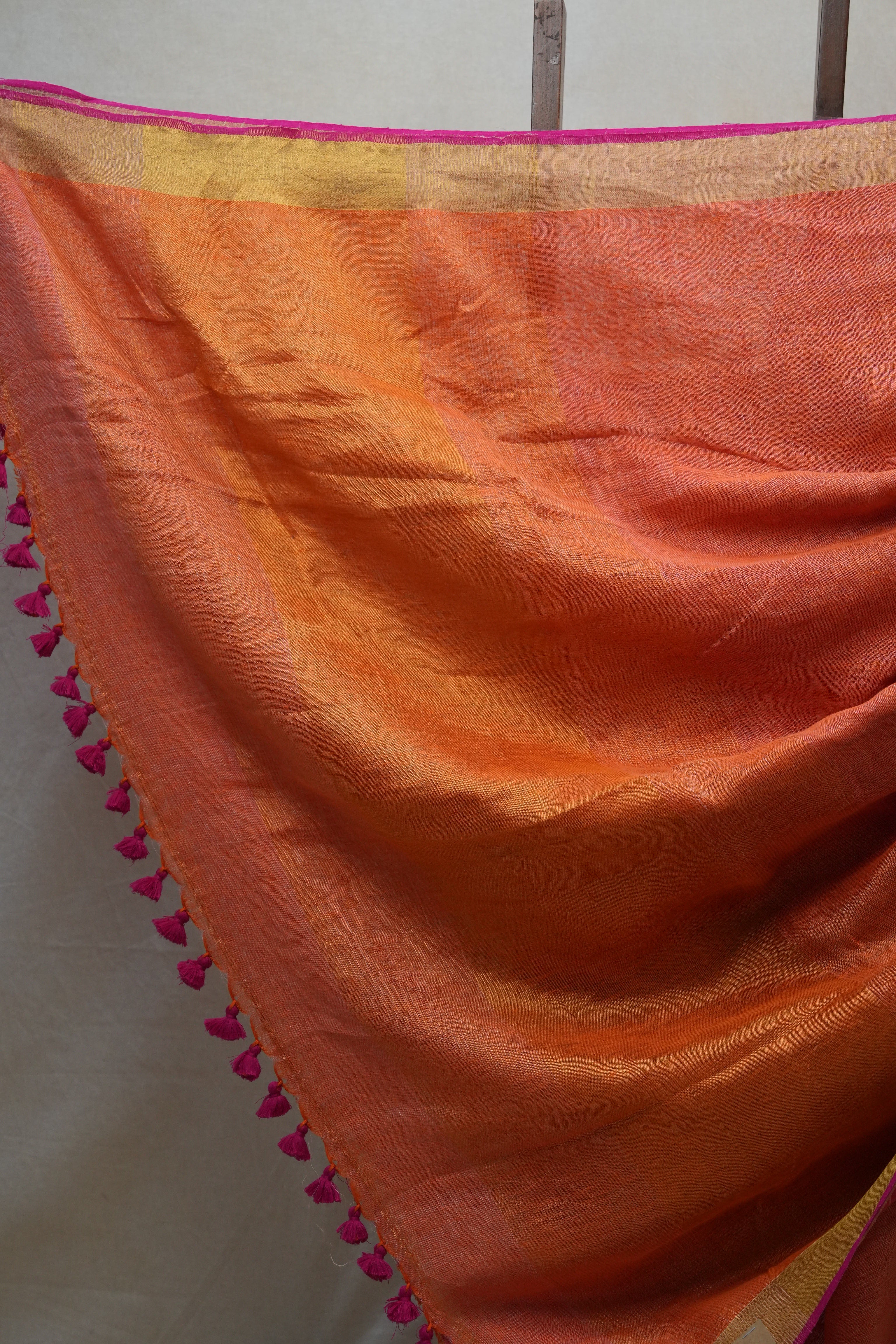 Peach  Plain Linen Saree With Tassels - SRPPLS281