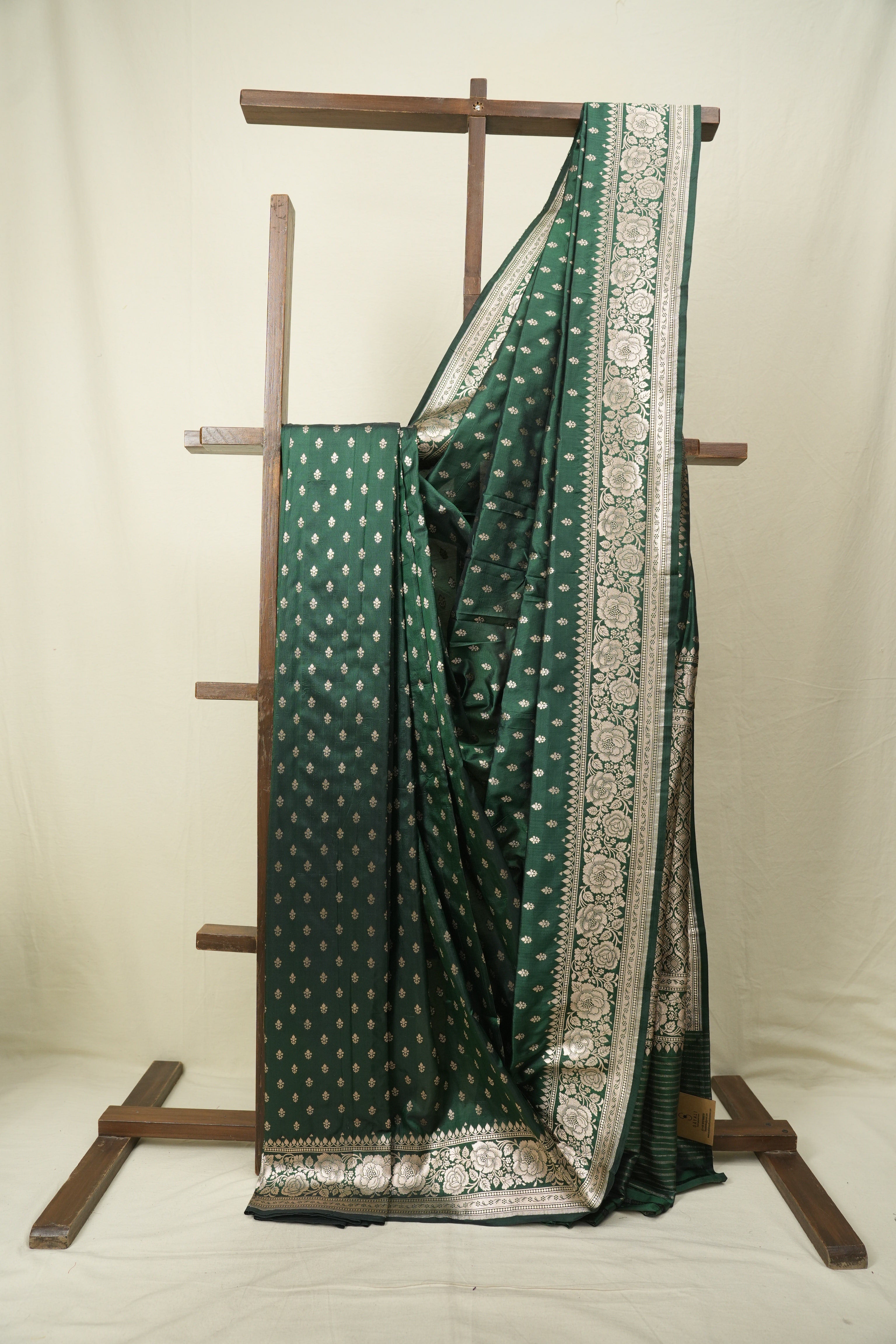 Green Banarasi Silk Saree - SRGBSS968