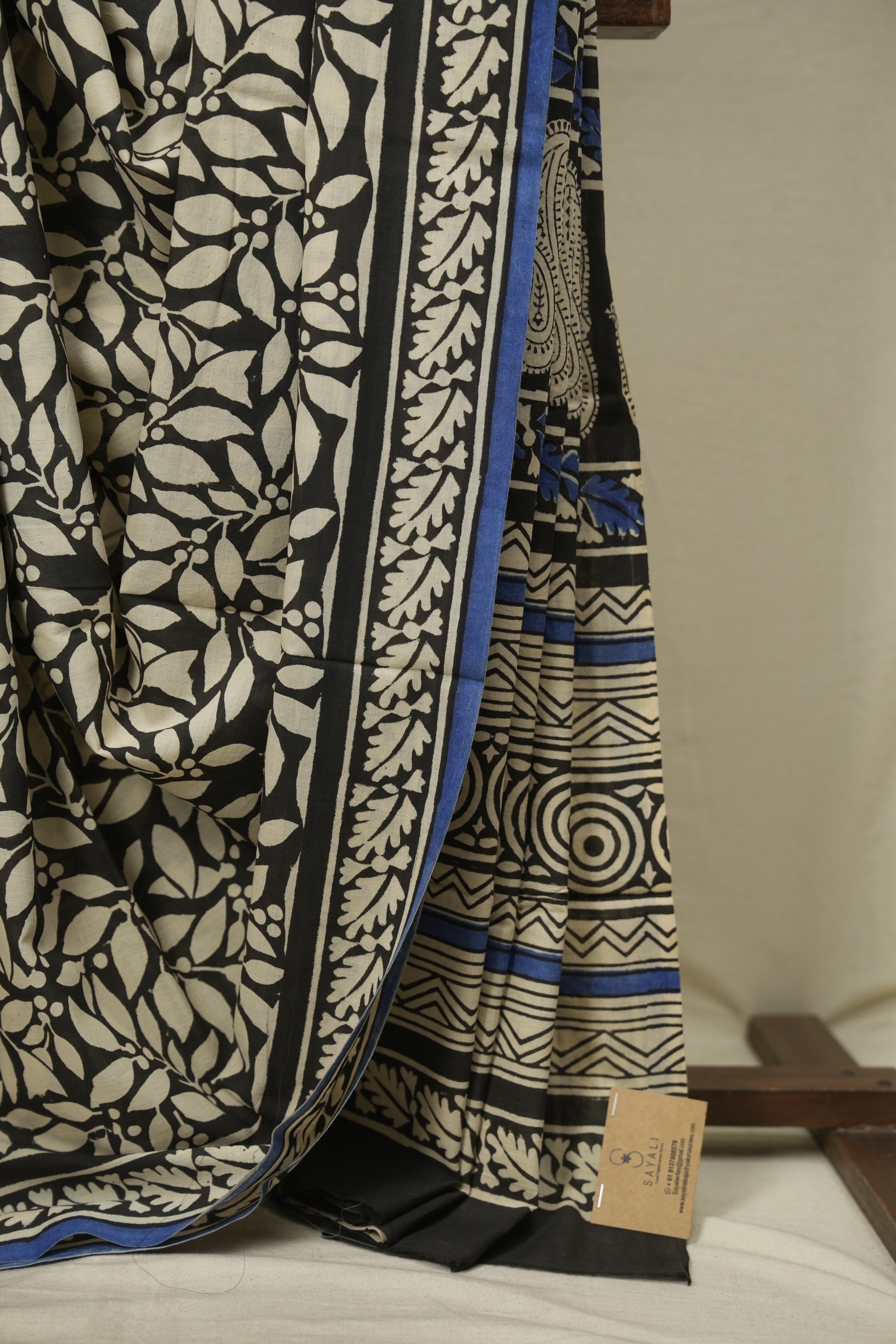 Black HBP Cotton Saree - SRBCS3605