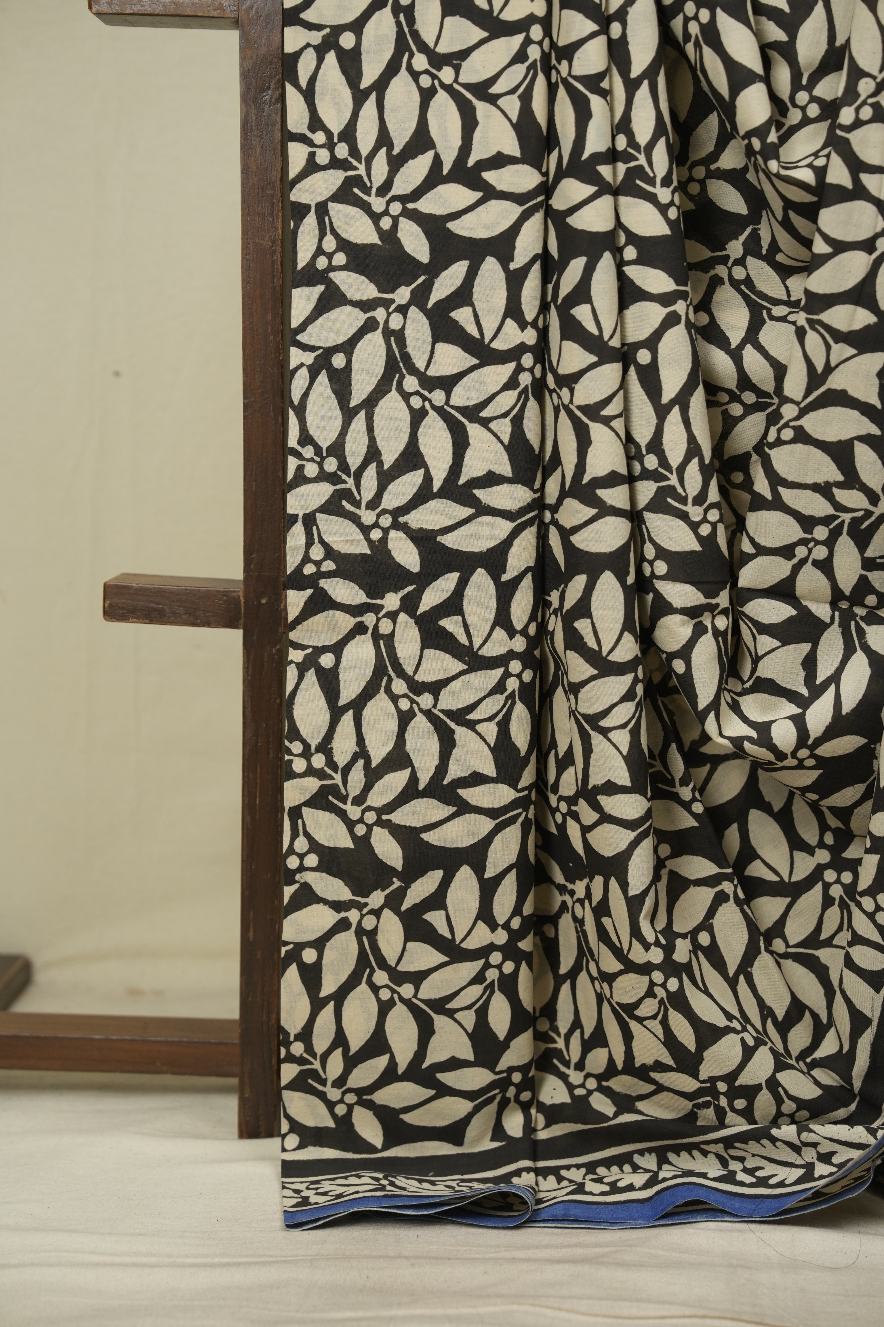 Black HBP Cotton Saree - SRBCS3605
