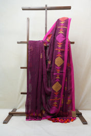 Magenta Linen Jamdani Saree With Tassels - SRMLJS349