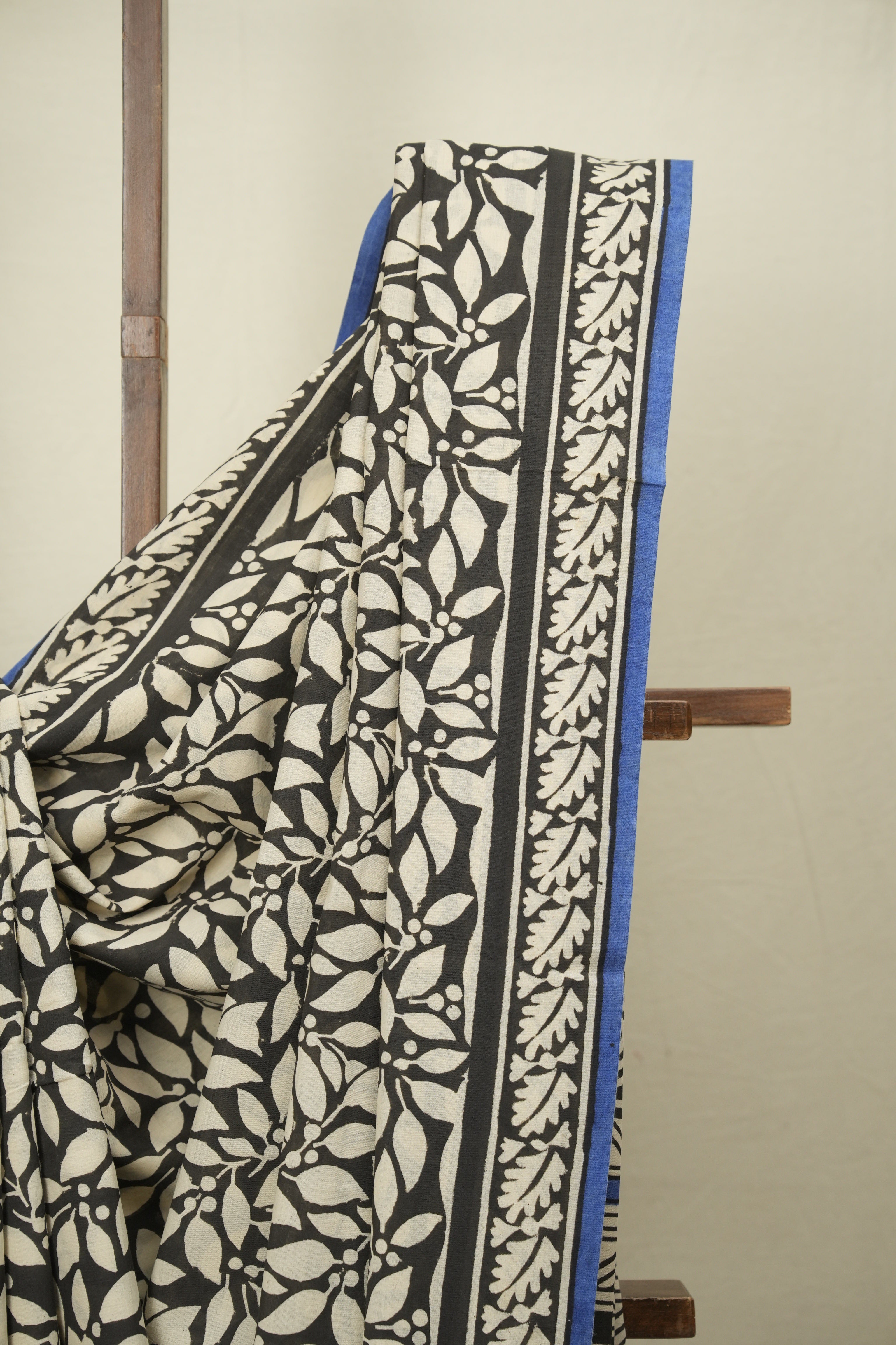 Black HBP Cotton Saree - SRBCS3605