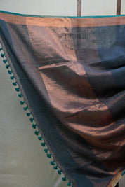 Teal Plain Linen Saree With Tassels - SRLPLS275