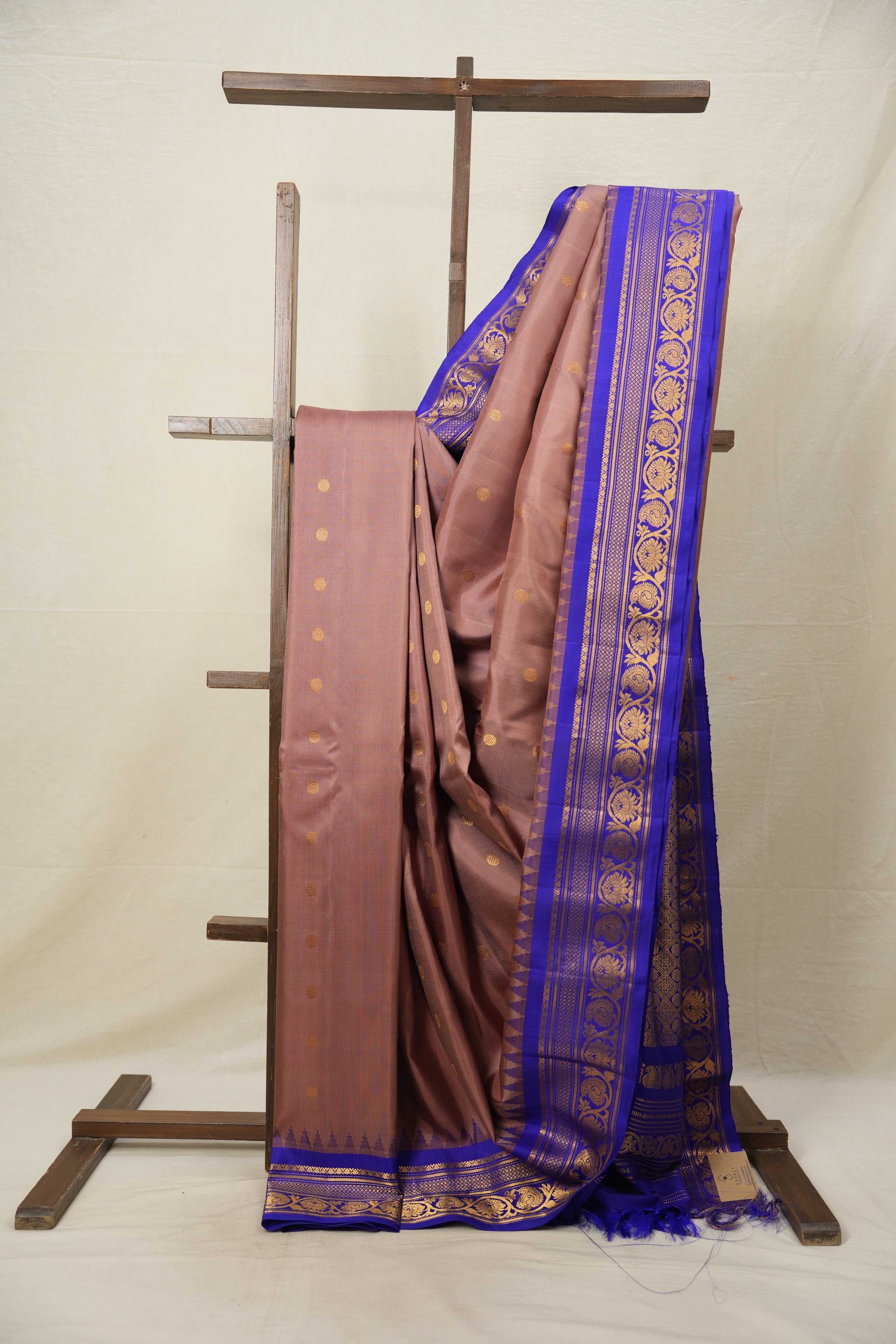 Dusty Pink Gadwal Silk Saree - SRDPGSS599