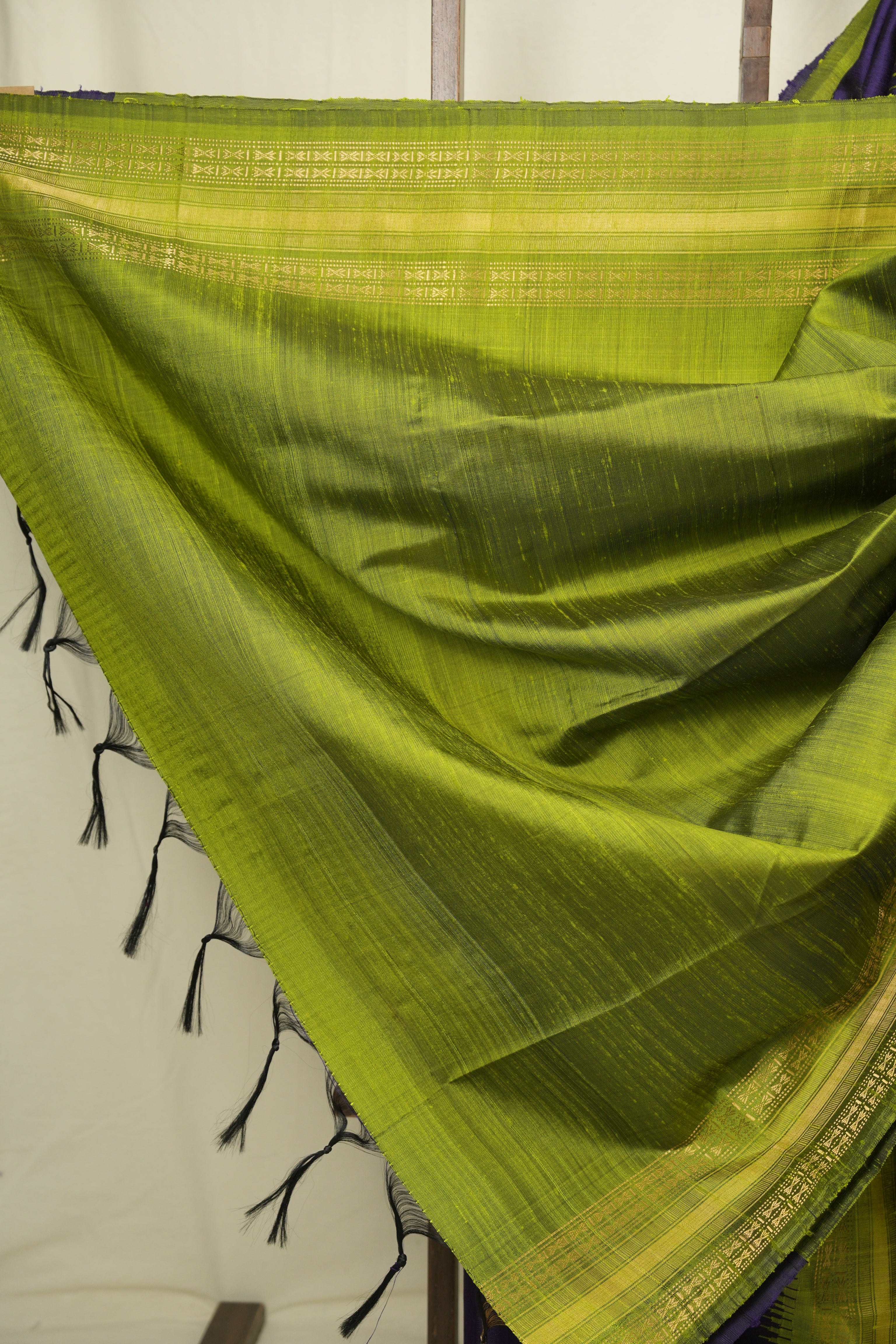 Purple Raw Silk Saree - SRPRSS1044