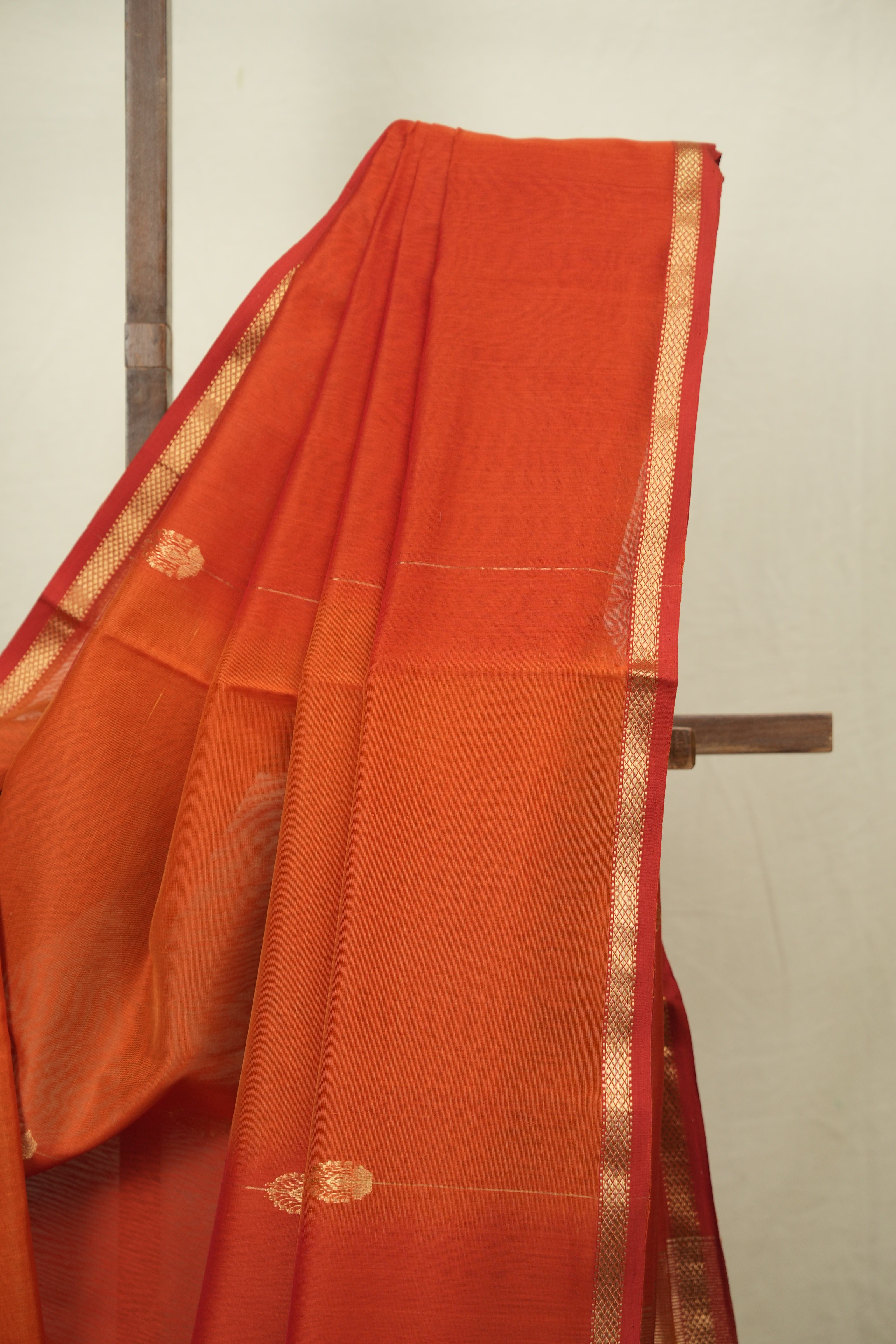 Dual Tone Rust Maheshwari Saree - SRDTRMS1319