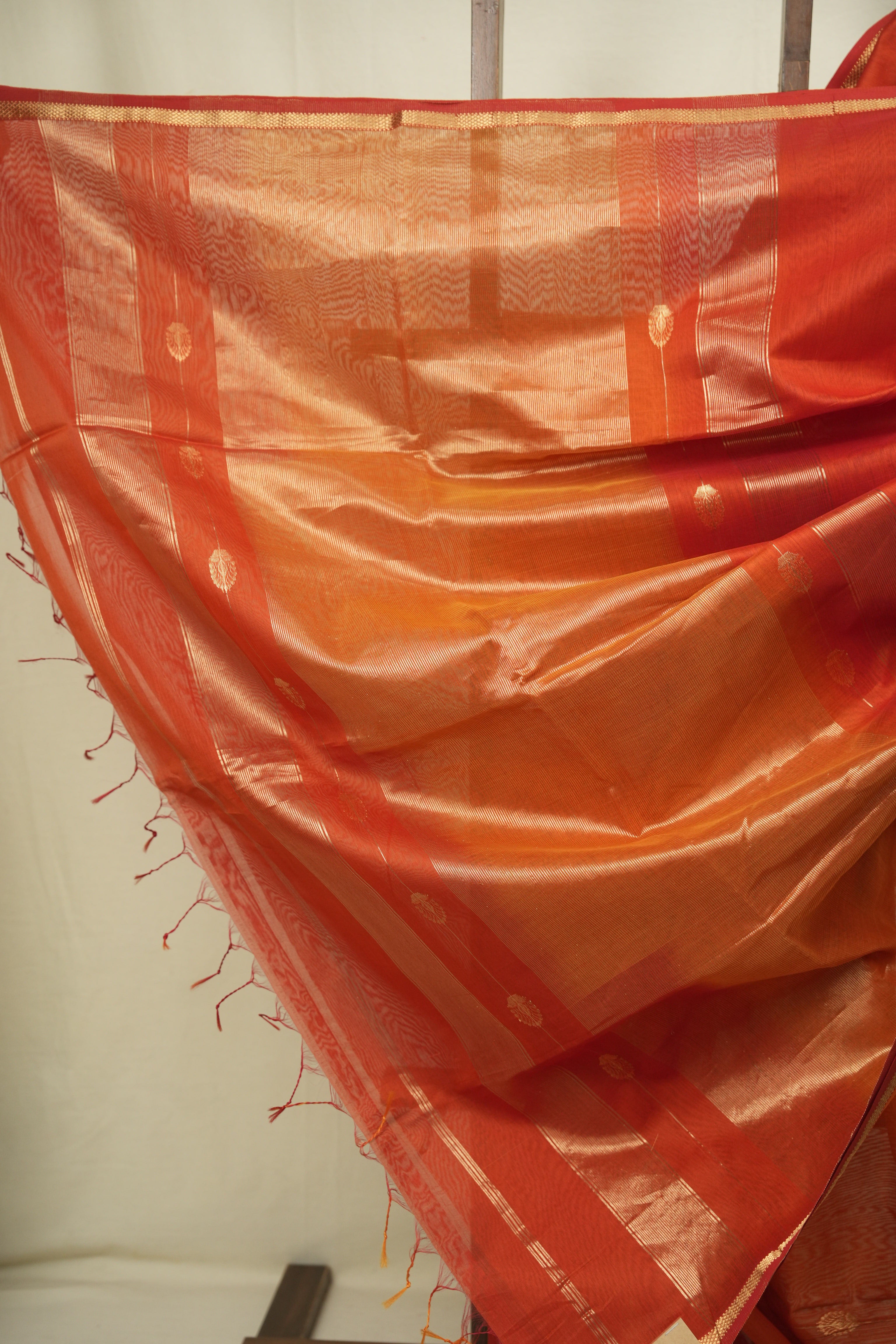 Dual Tone Rust Maheshwari Saree - SRDTRMS1319