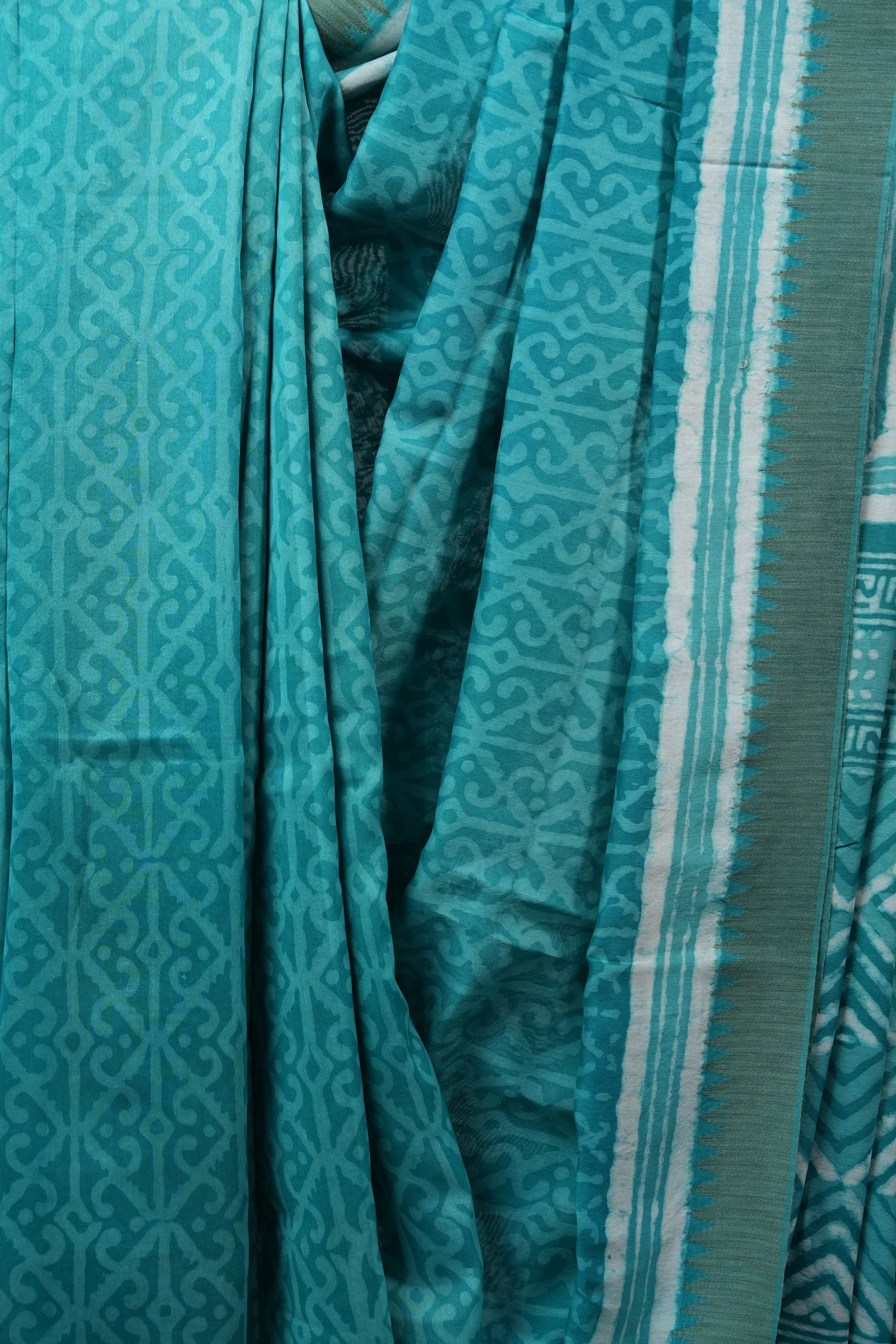 Turquoise HBP Cotton Silk Saree With Ghicha Border - SRTCSS1081
