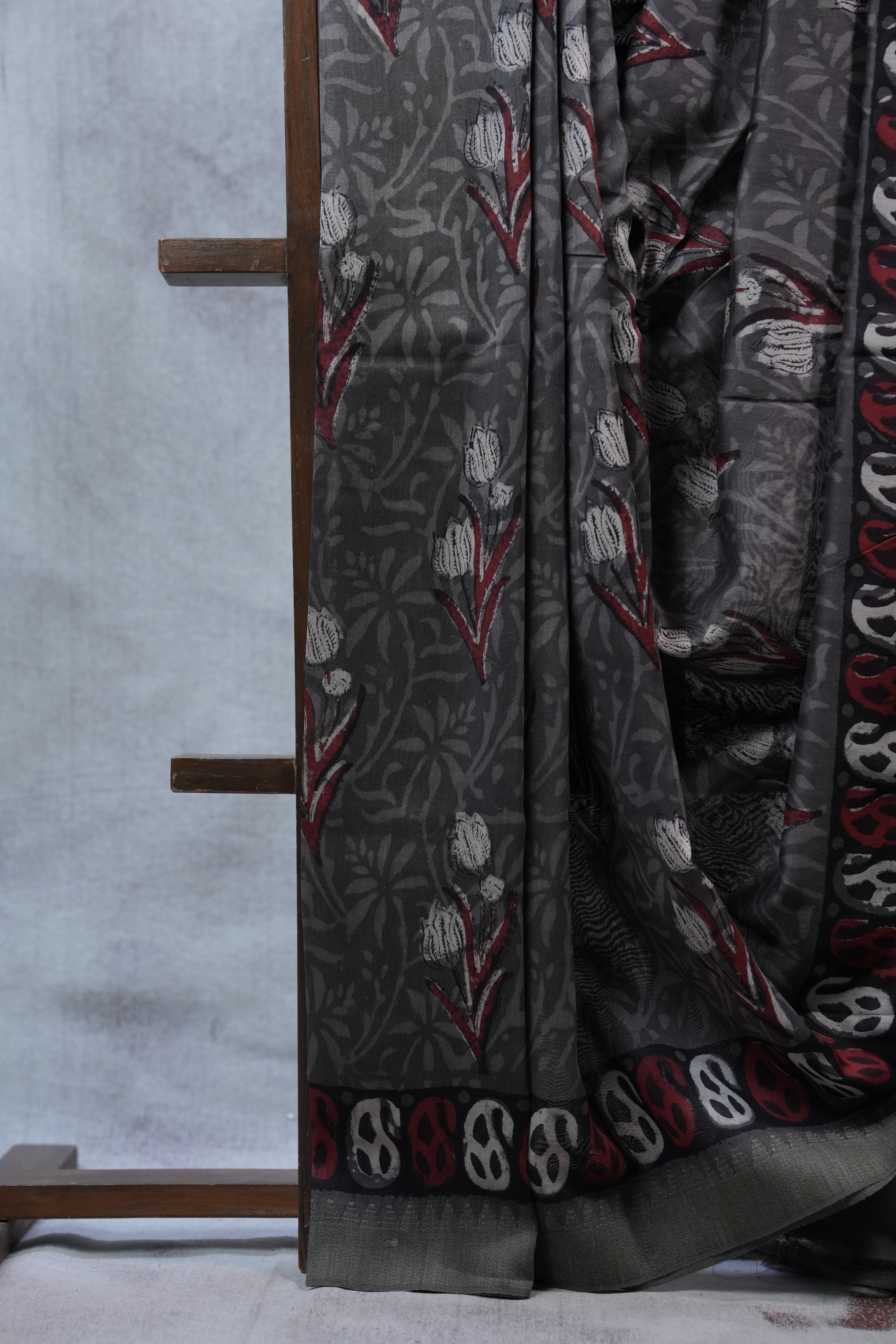 Dark Grey HBP Cotton Silk Saree With Ghicha Border - SRDGCSS1080