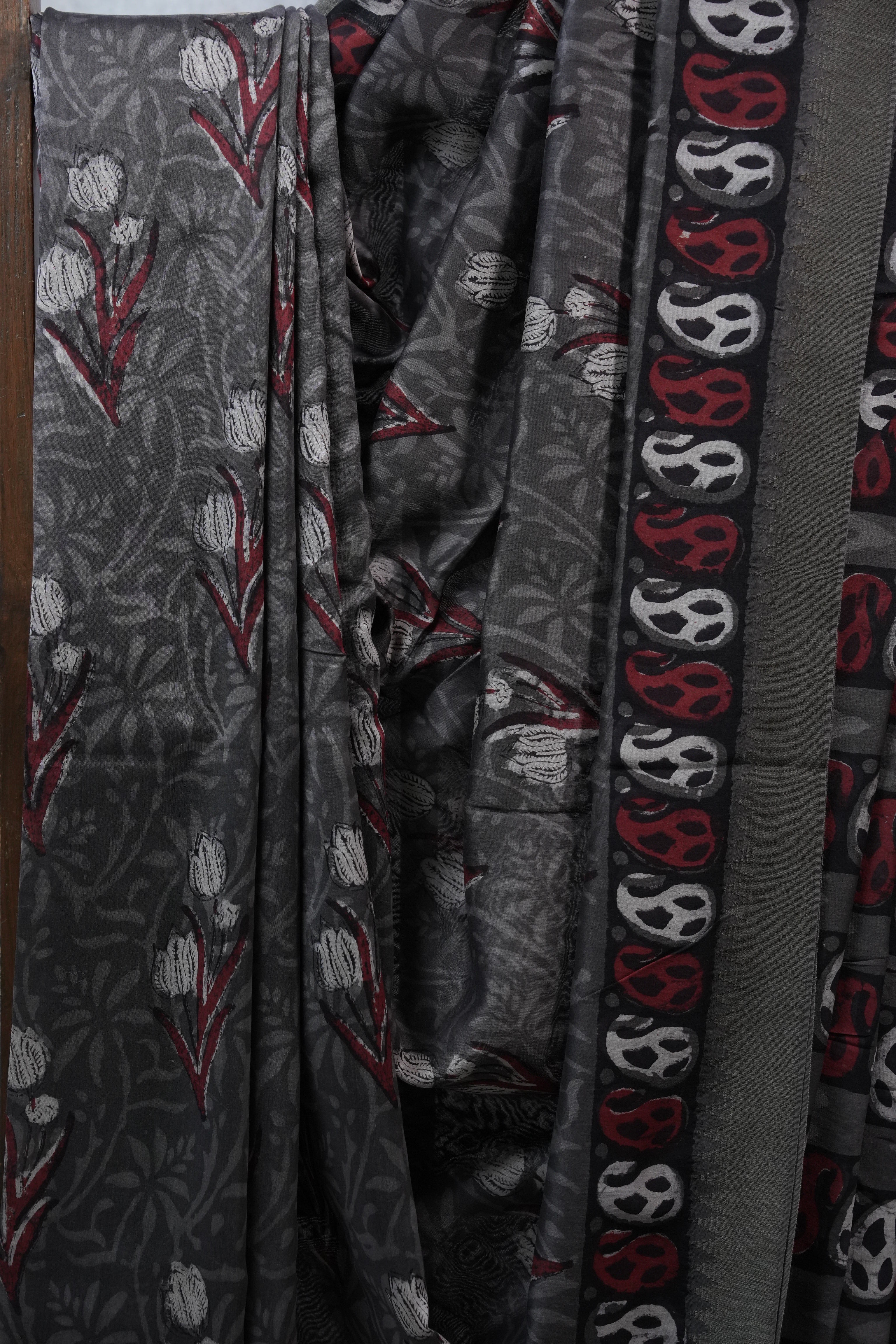 Dark Grey HBP Cotton Silk Saree With Ghicha Border - SRDGCSS1080