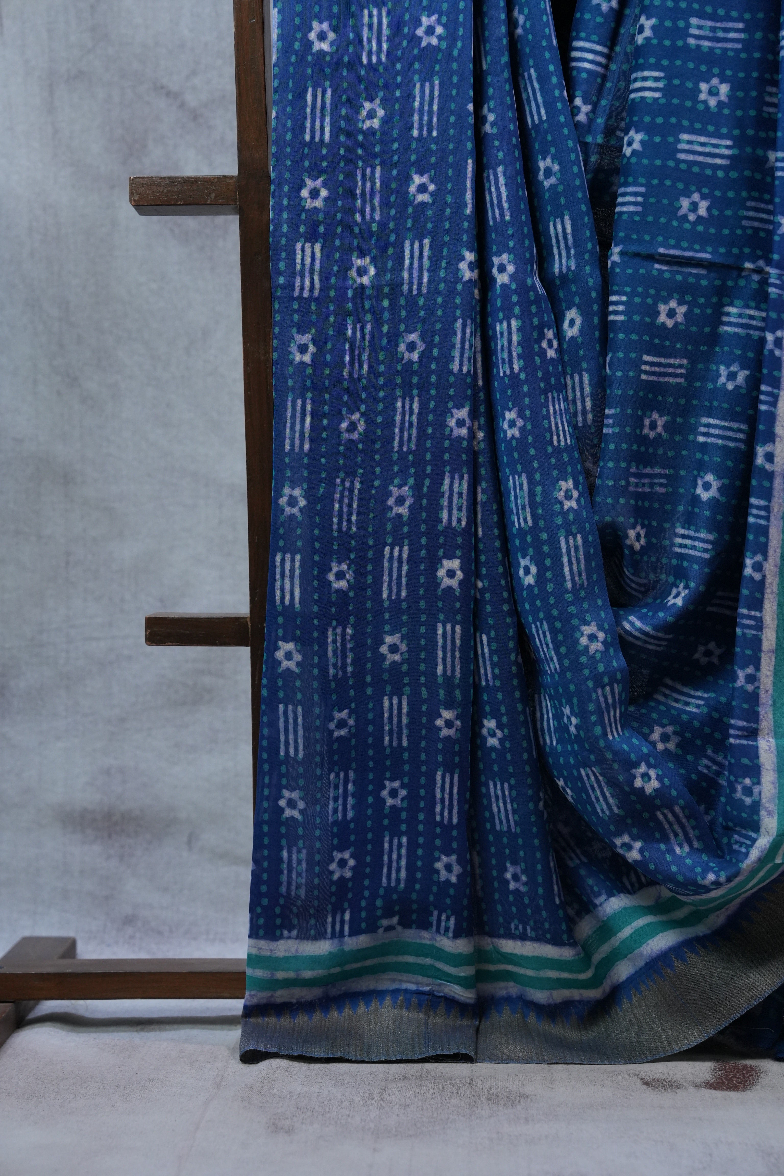Dark Blue HBP Cotton Silk Saree With Ghicha Border - SRDBCSS1075
