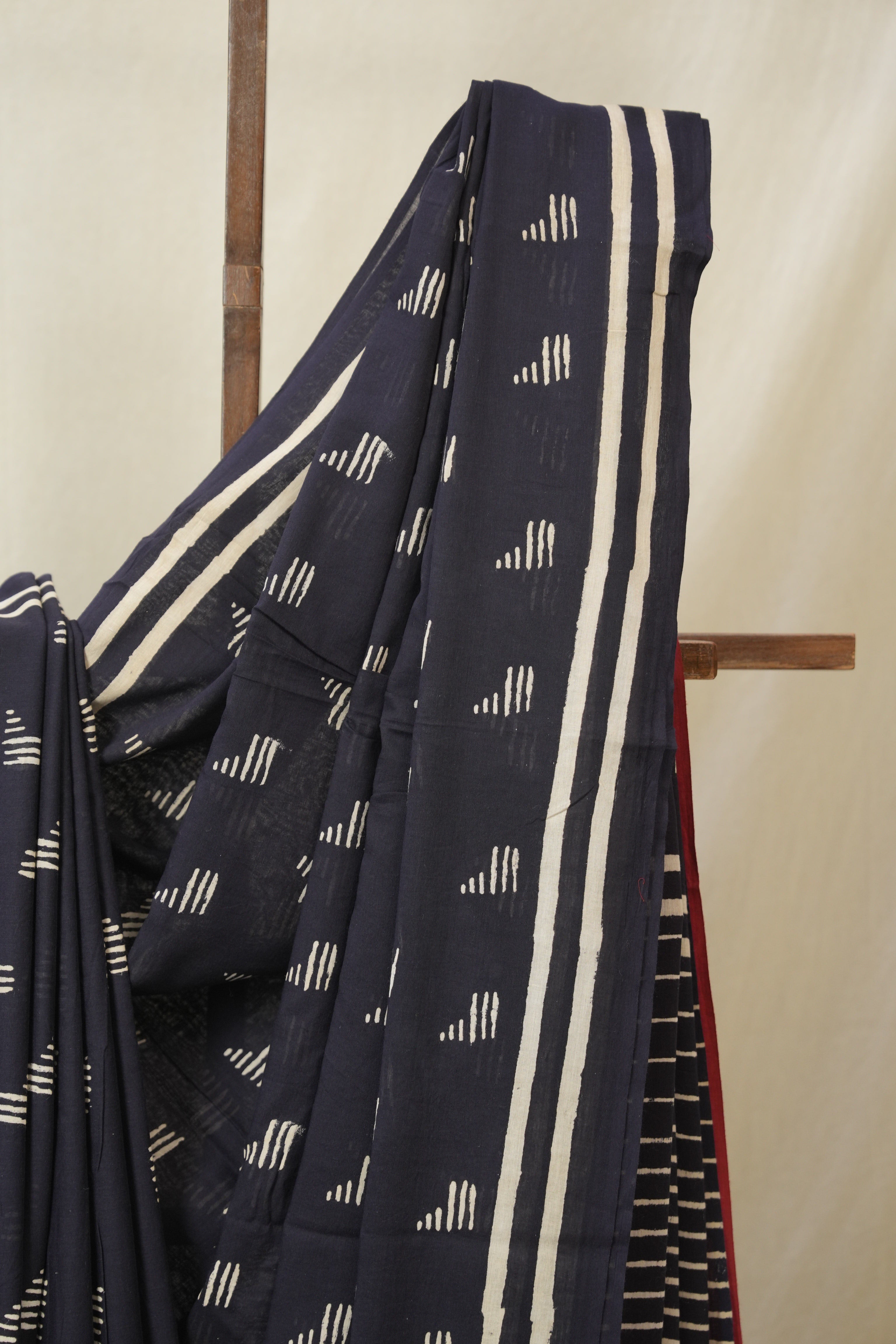 Black HBP Cotton Saree - SRBCS3281