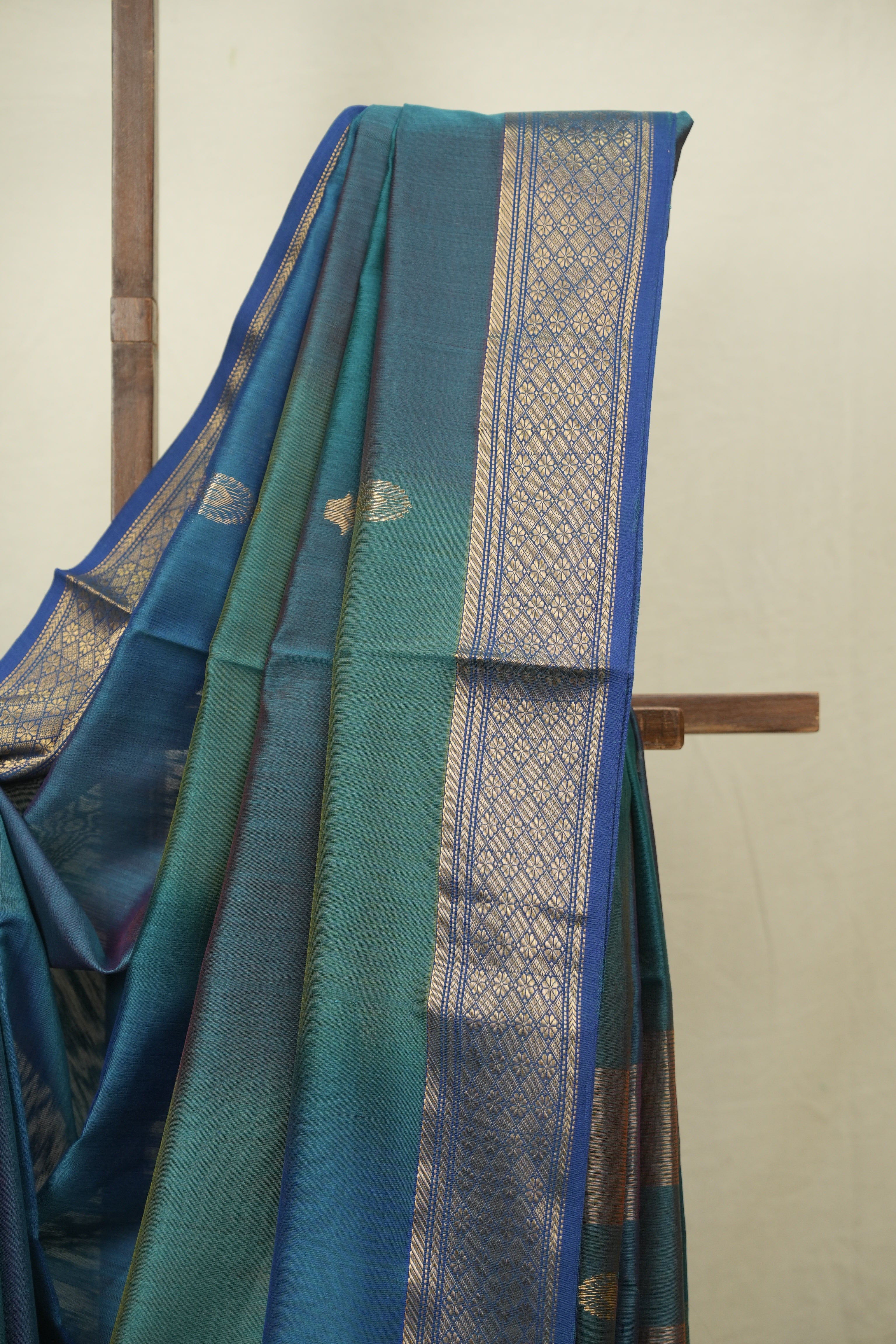 Multicolour Maheshwari Saree- SRMMS1365