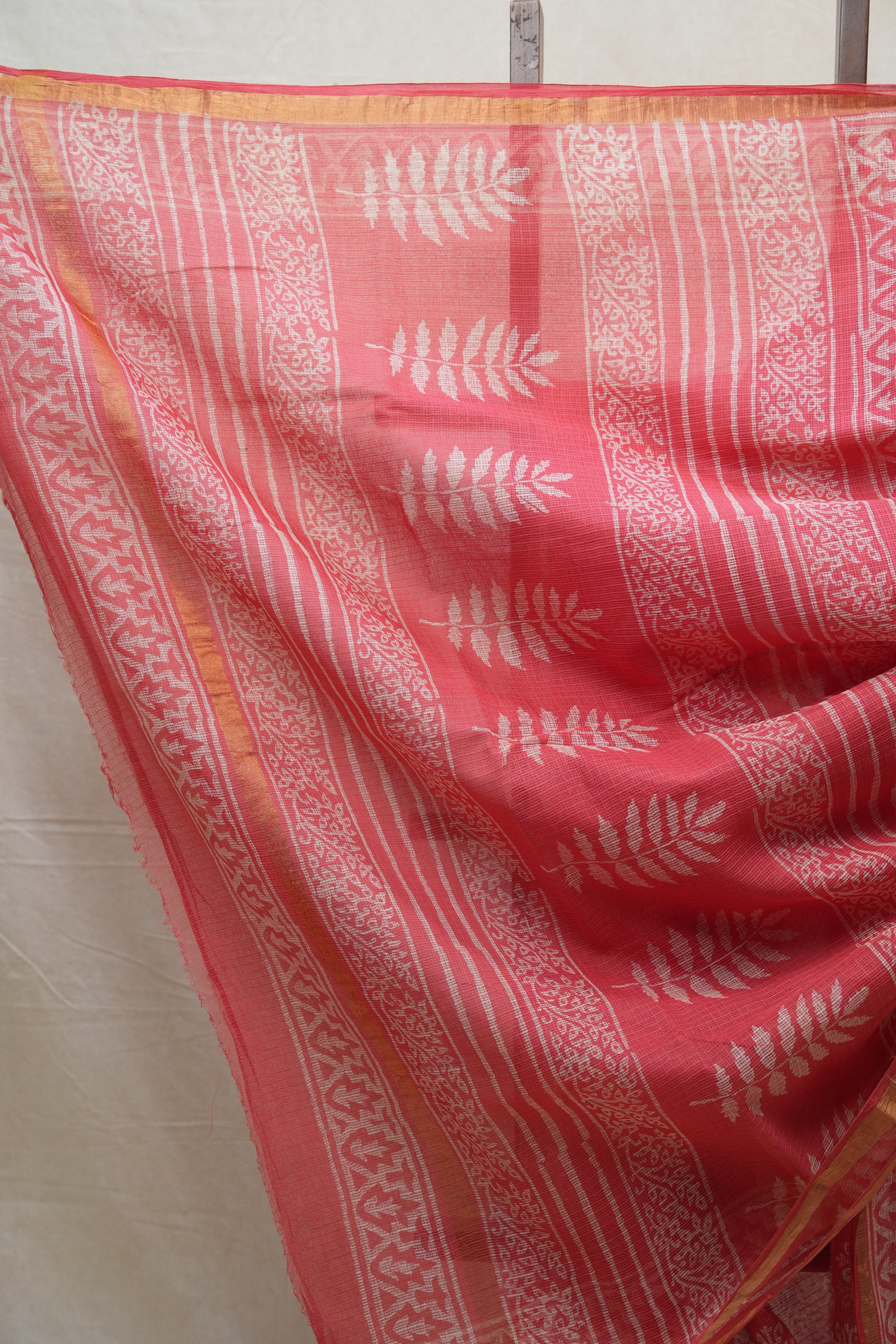 Red HBP Kota Doria Saree - SRRKDS144