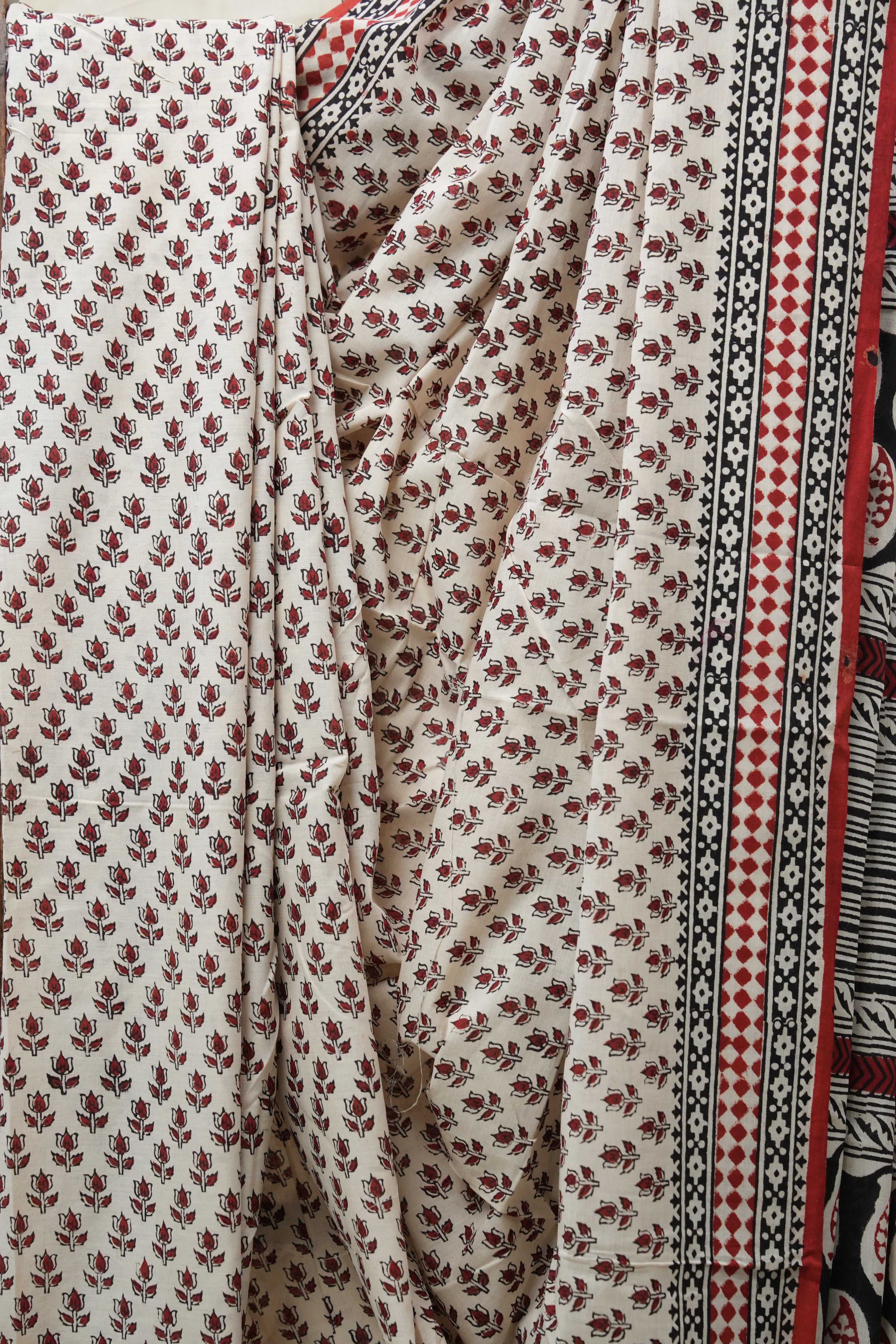 Cream HBP Cotton Saree - SRCCS2569