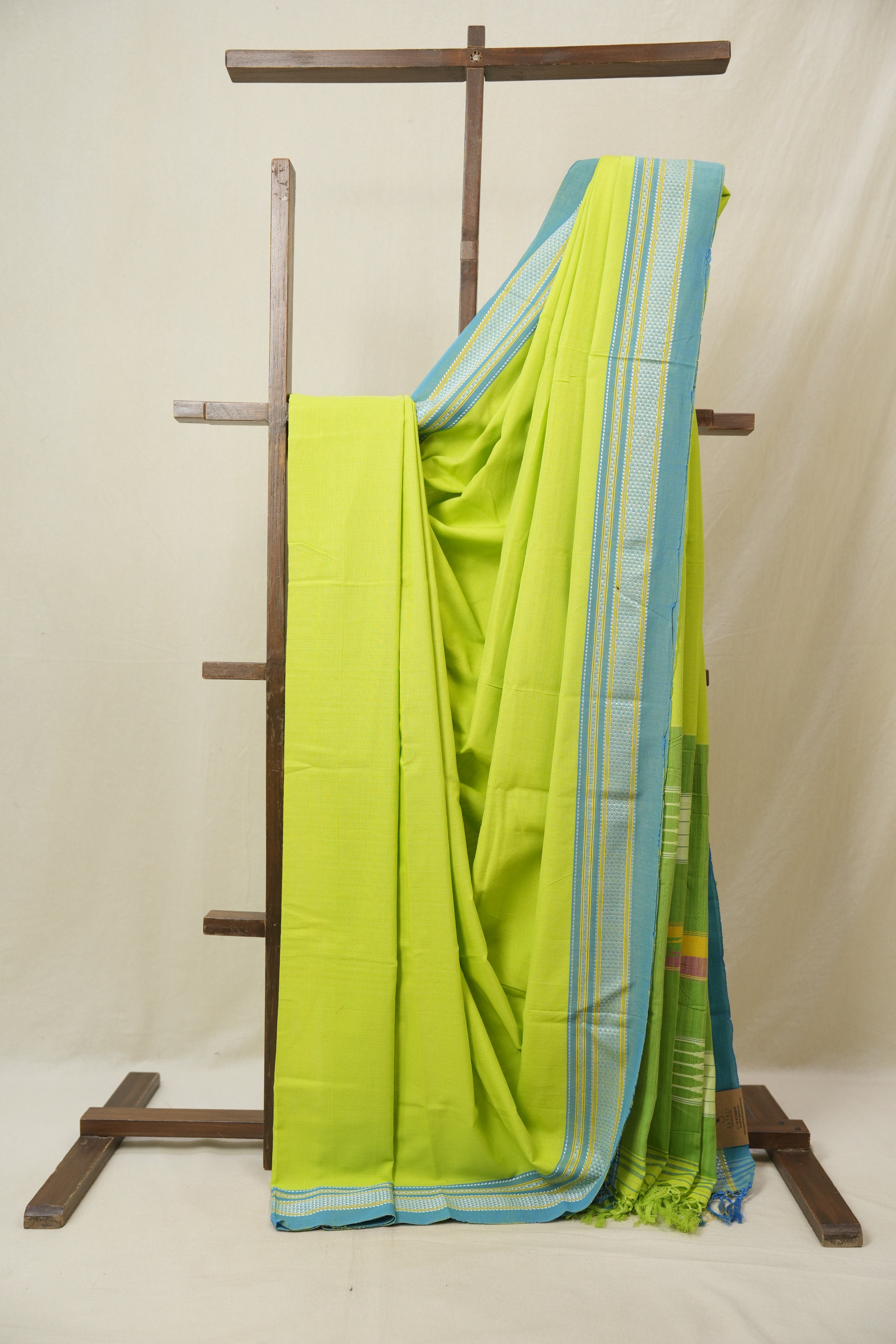 Neon Green Cotton IIkal Saree With Chikki Border (DEFECT) - SRNGCIS107-PI
