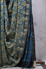 Cream HBP Cotton Silk Saree With Maheshwari Border - SRCCSS1040