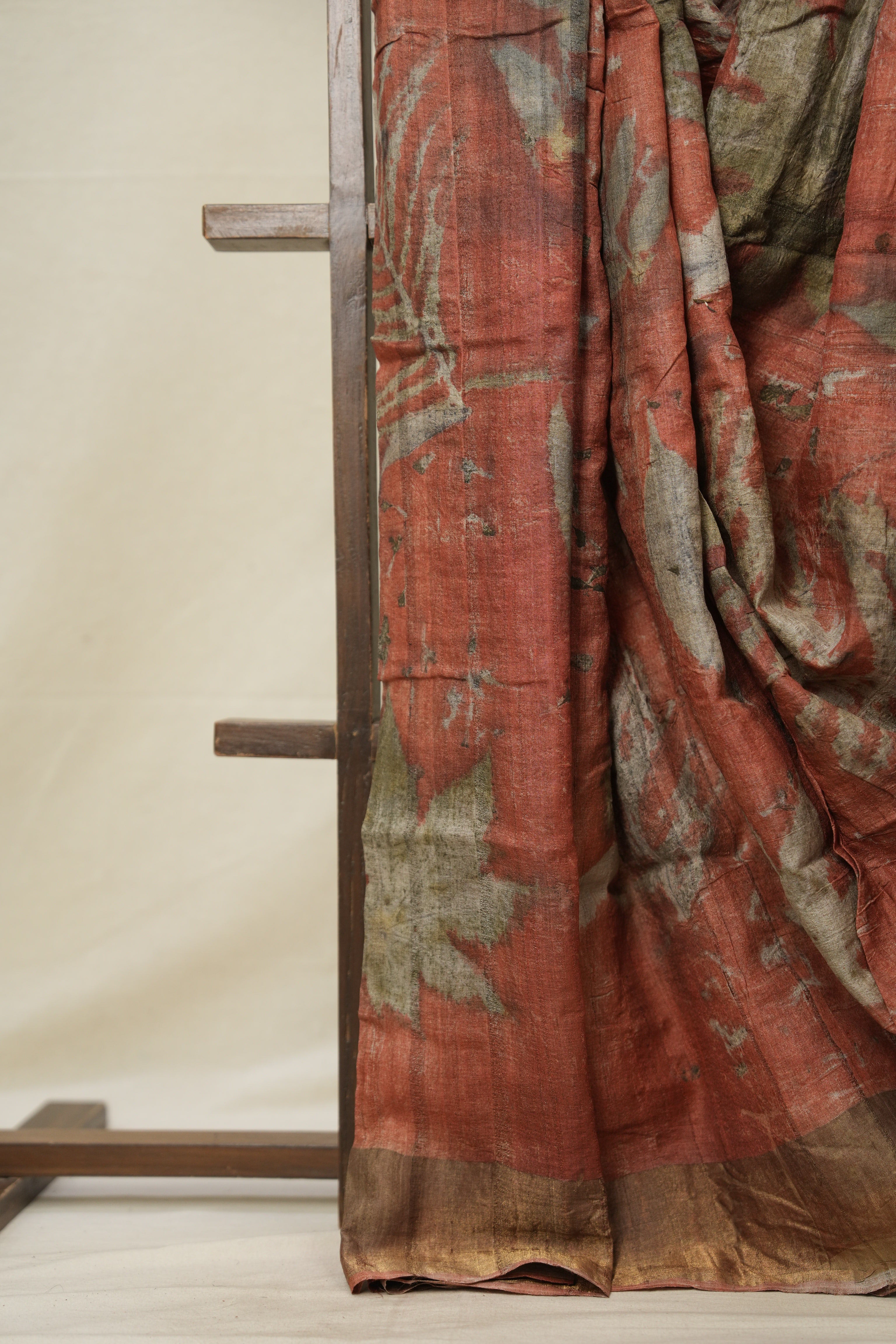 Peach Printed Tussar Silk Saree - SRPPTSS021