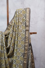 Cream HBP Cotton Silk Saree With Maheshwari Border - SRCCSS1013