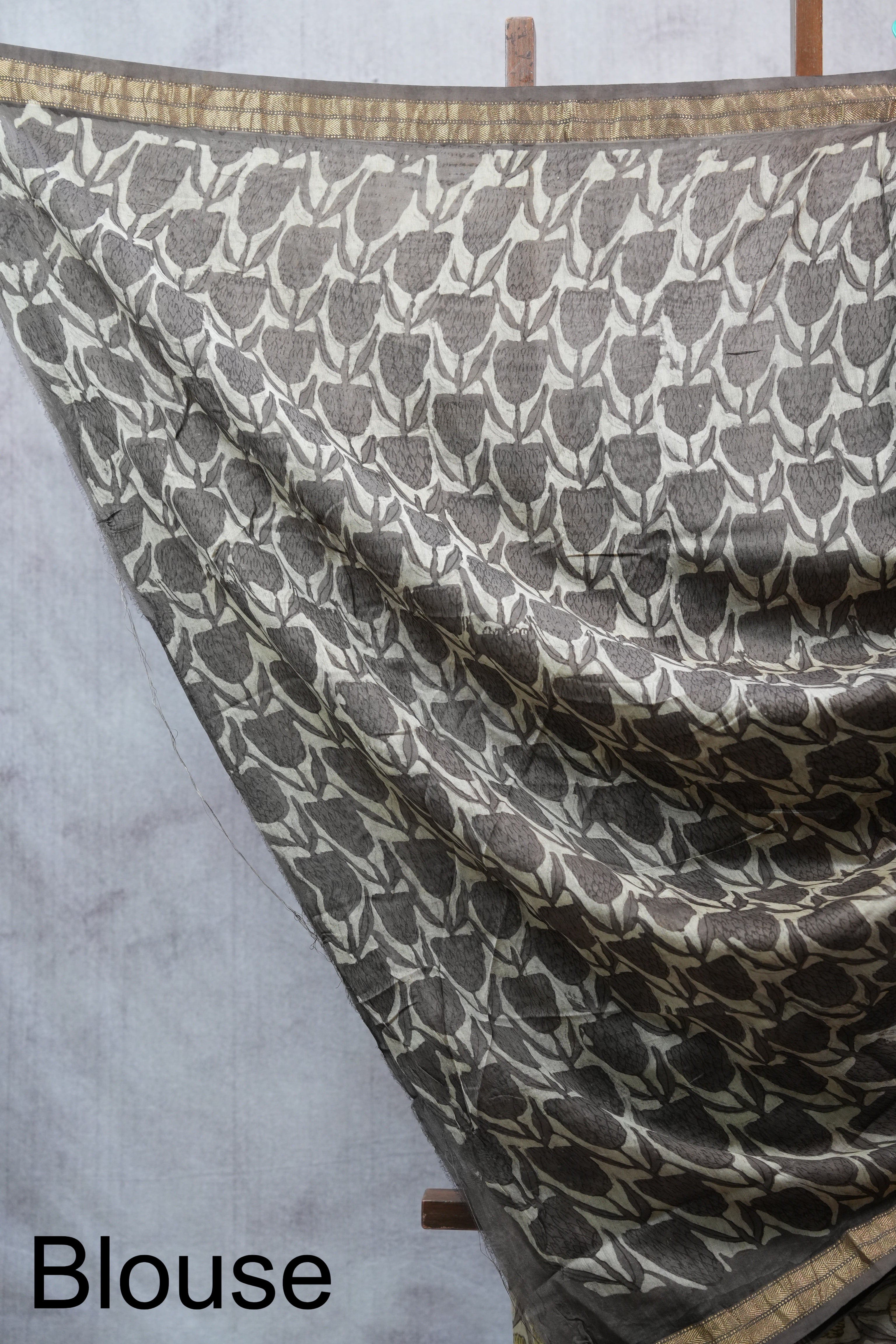 Cream HBP Cotton Silk Saree With Maheshwari Border - SRCCSS1013