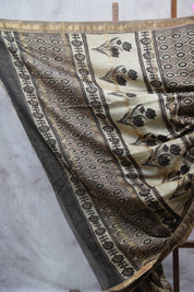 Cream HBP Cotton Silk Saree With Maheshwari Border - SRCCSS1016