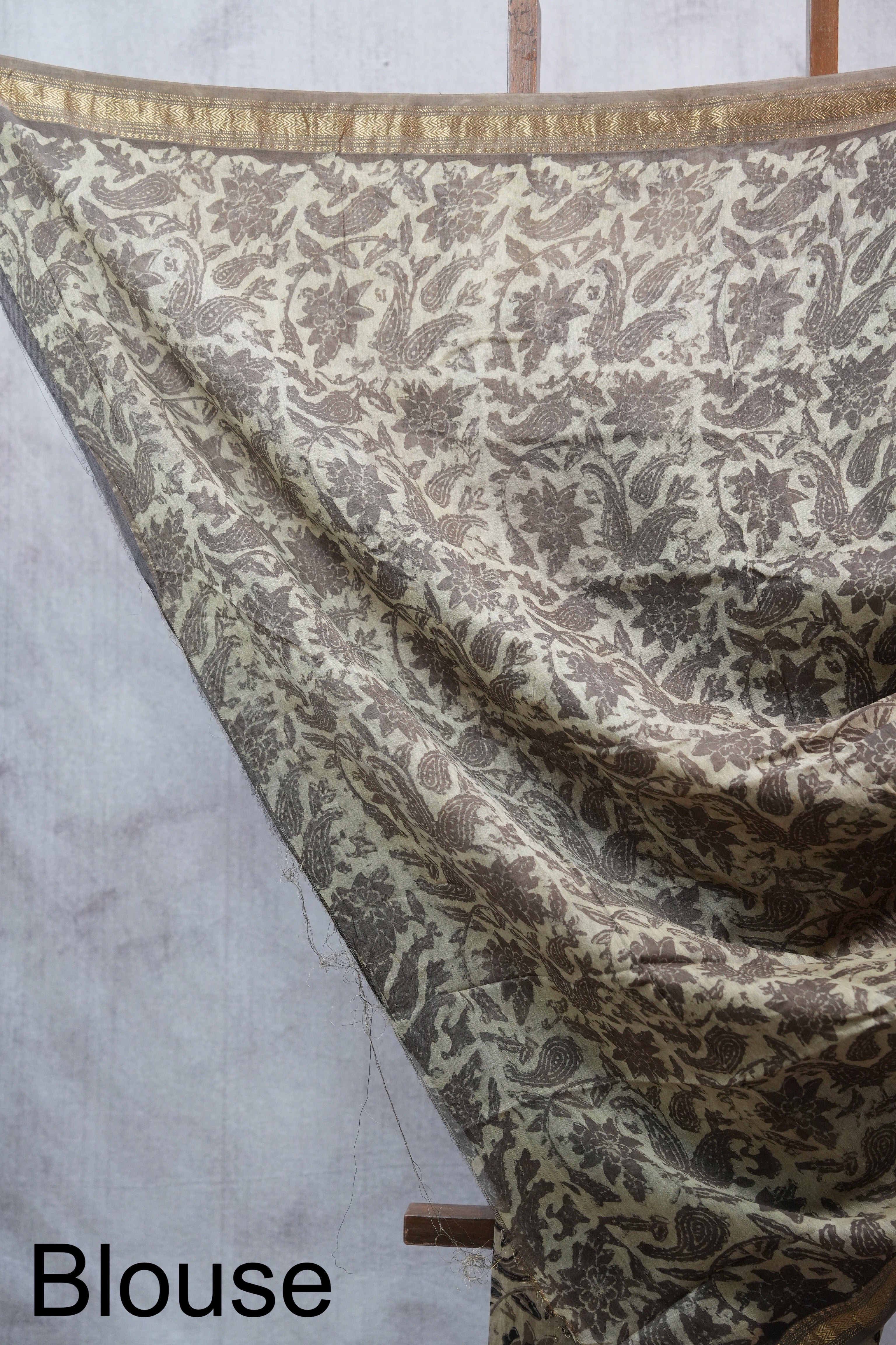 Cream HBP Cotton Silk Saree With Maheshwari Border - SRCCSS1016