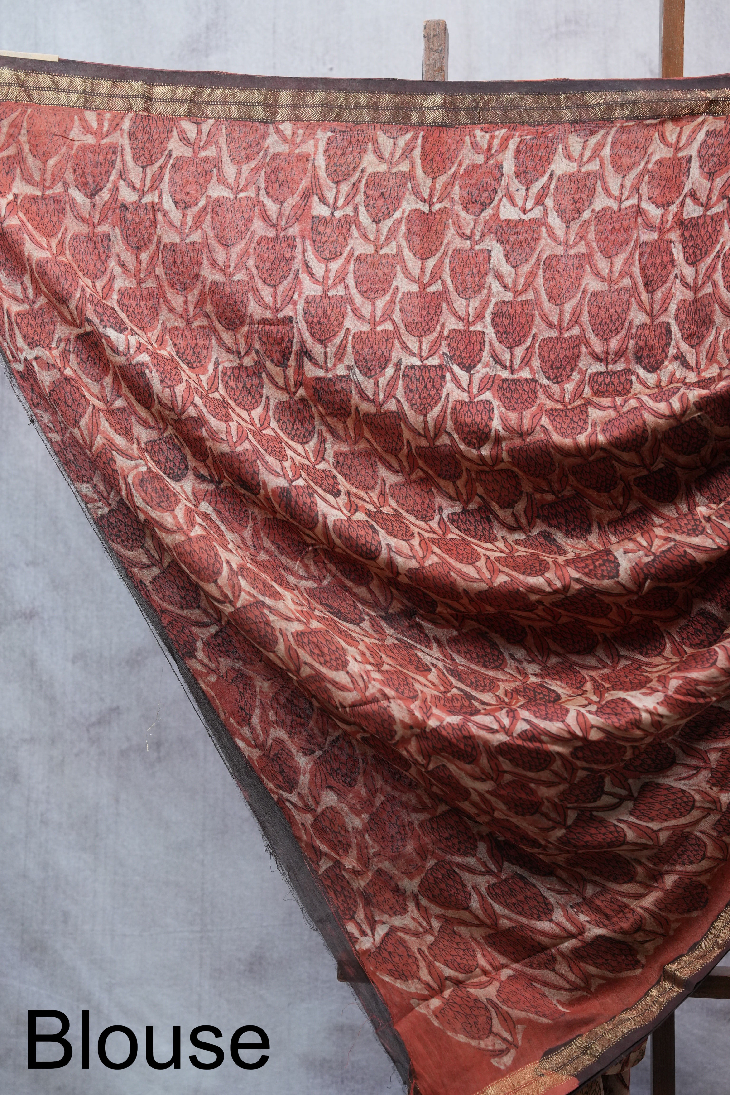 Cream-Peach HBP Cotton Silk Saree With Maheshwari Border - SRCPCSS1014