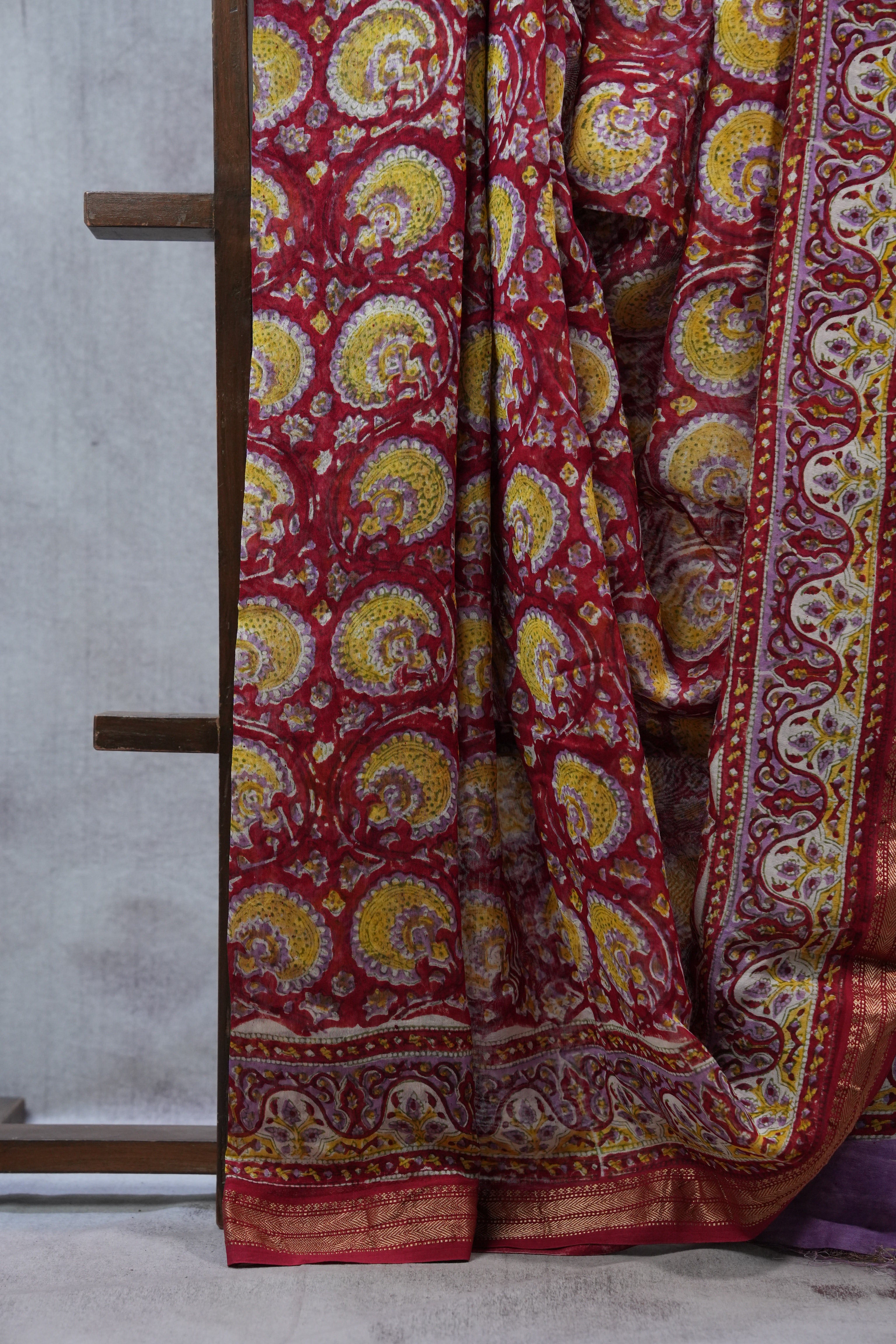 Red HBP Cotton Silk Saree With Maheshwari Border - SRRCSS1033