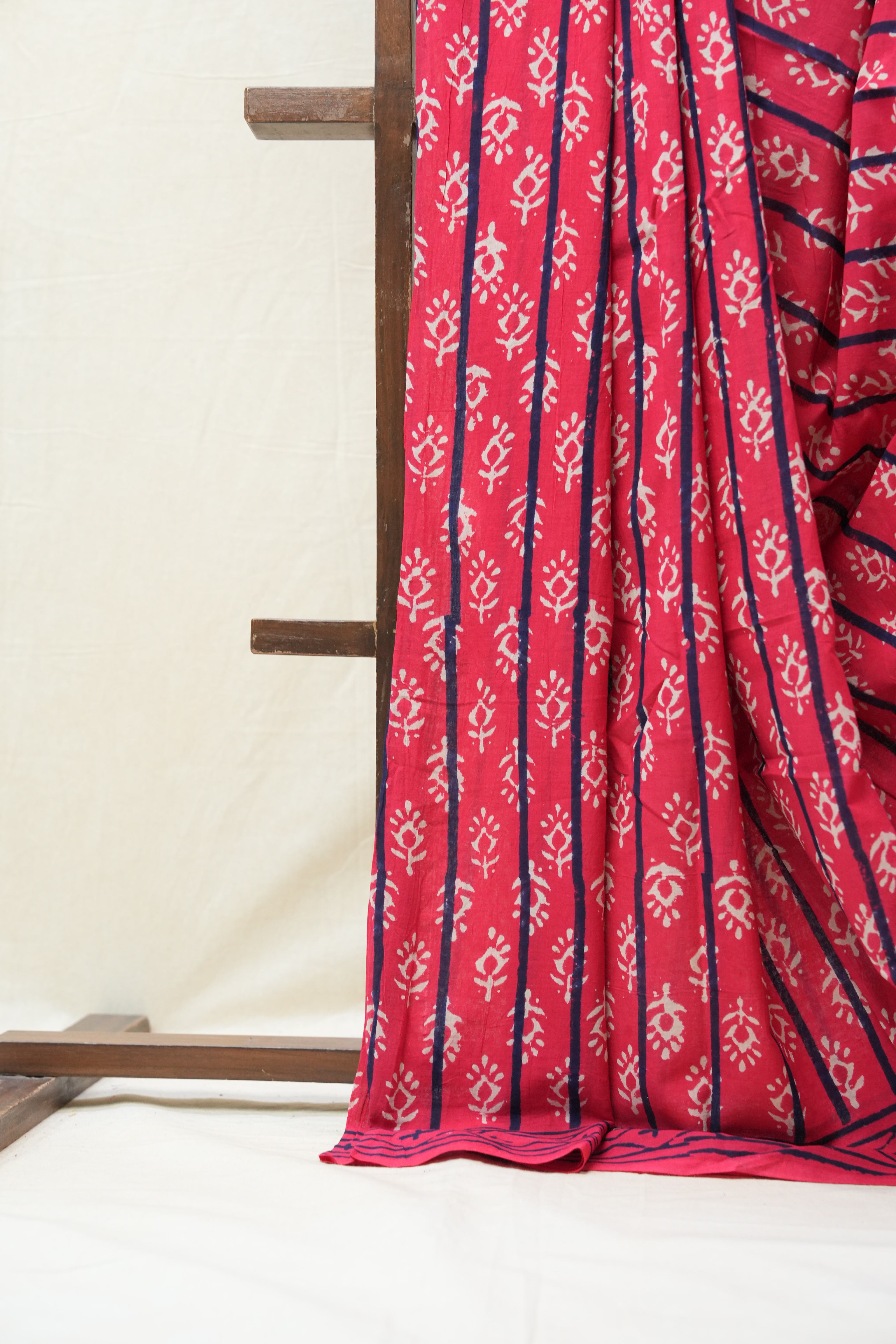 Red HBP Cotton Saree - SRRCS2603