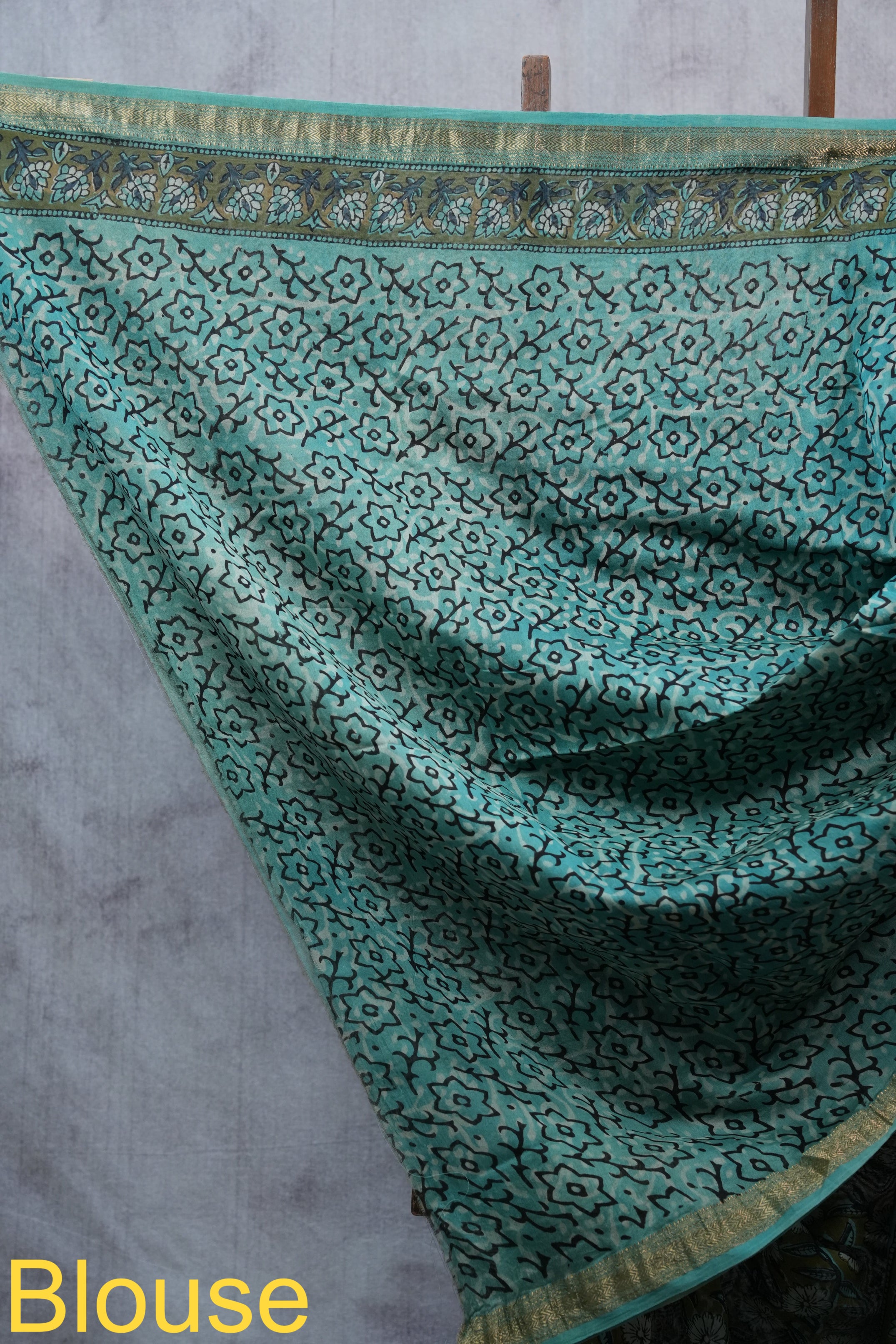 Green HBP Cotton Silk Saree With Maheshwari Border - SRGCSS1051