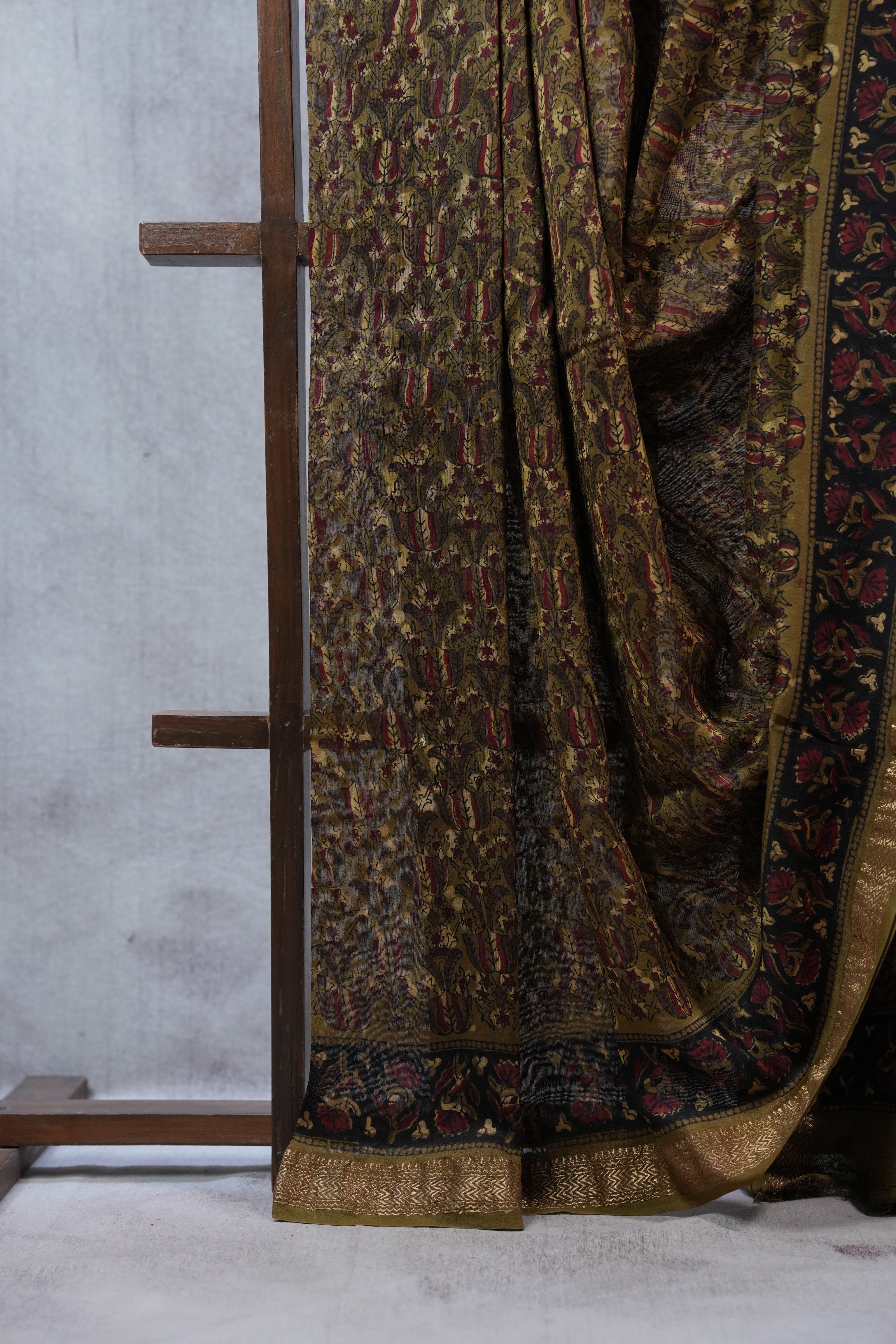 Olive Green HBP Cotton Silk Saree With Maheshwari Border - SROGCSS1026