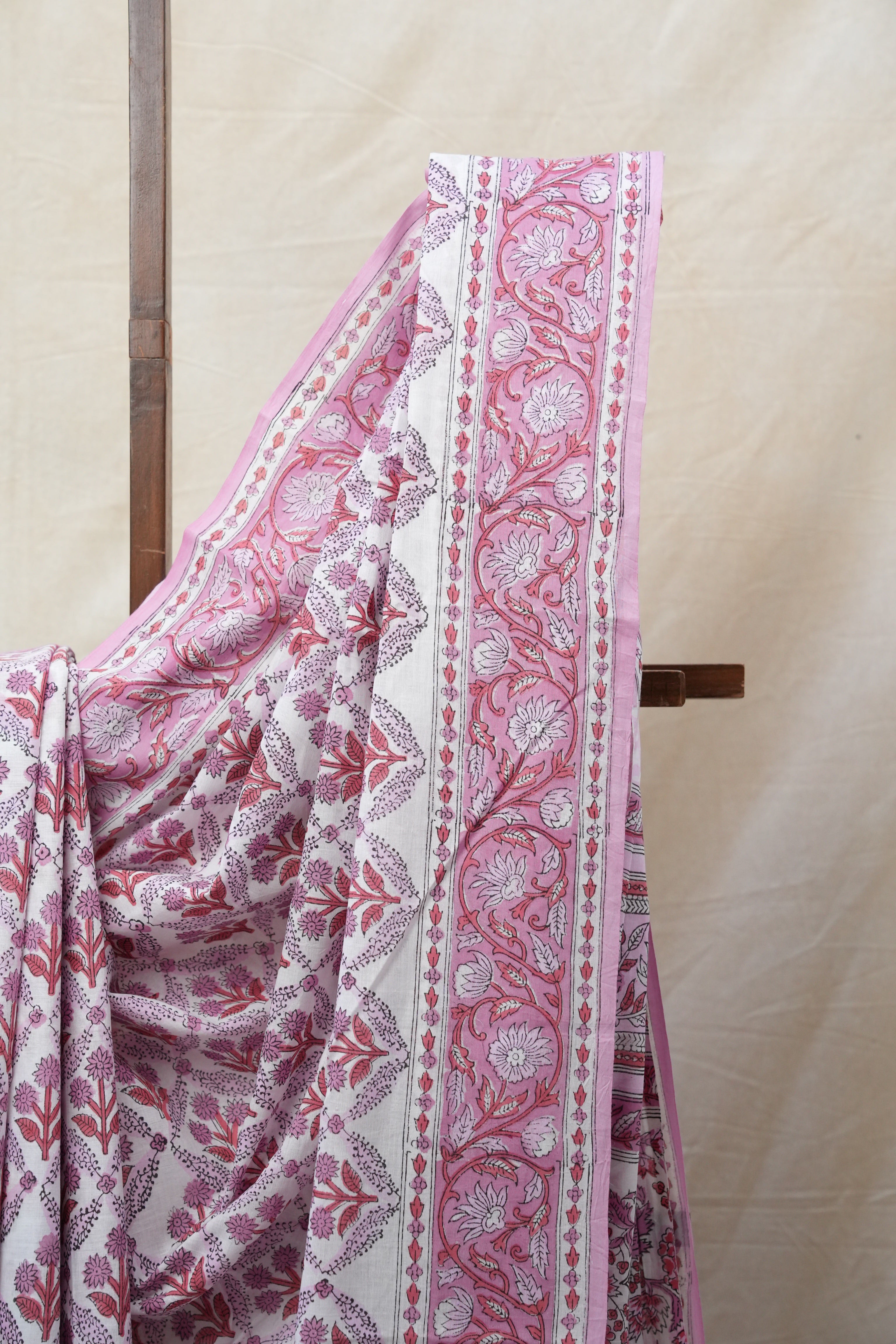 White HBP Cotton Saree - SRWCS2573