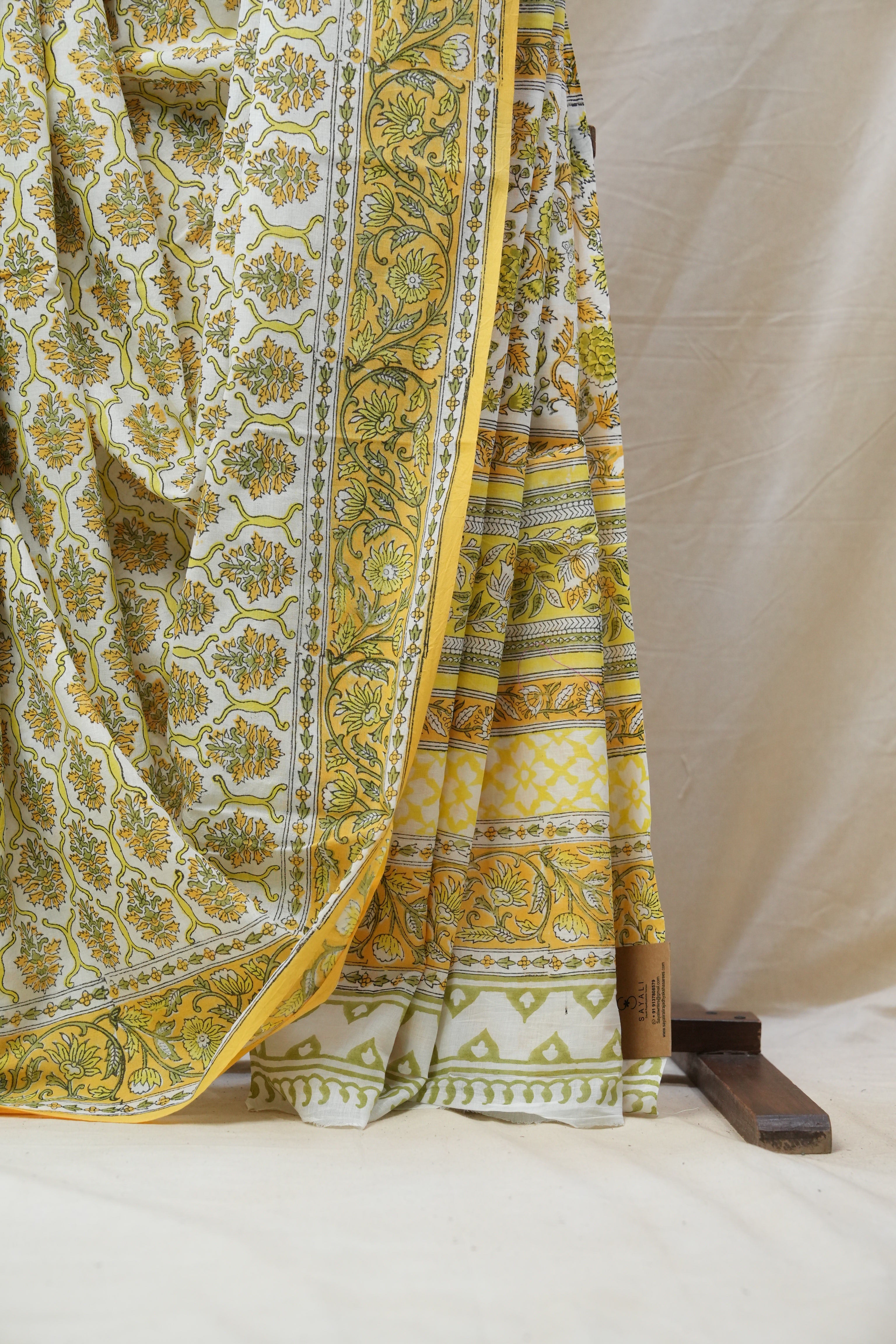 White HBP Cotton Saree - SRWCS2570