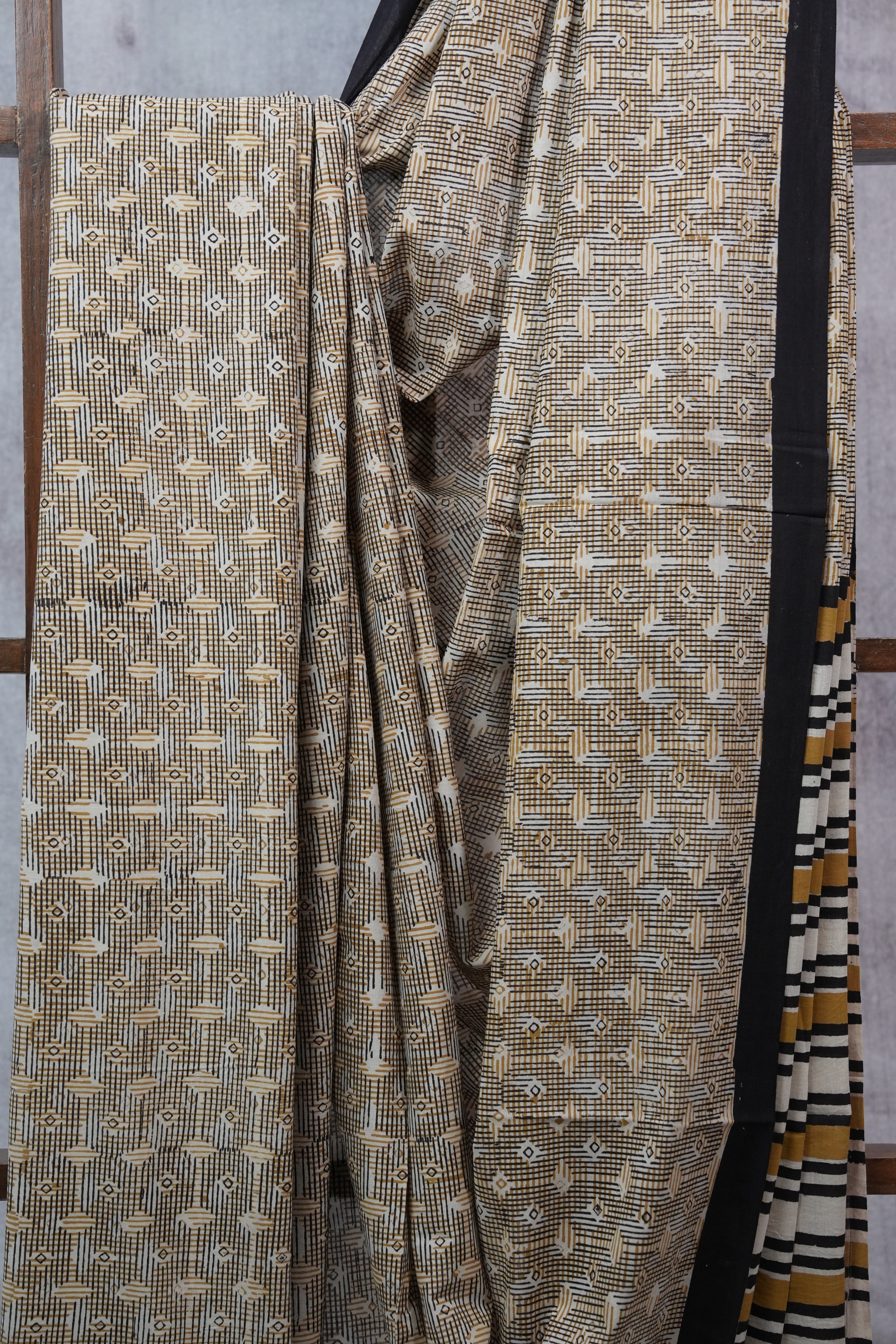 Beige HBP Cotton Saree - SRBCS2299
