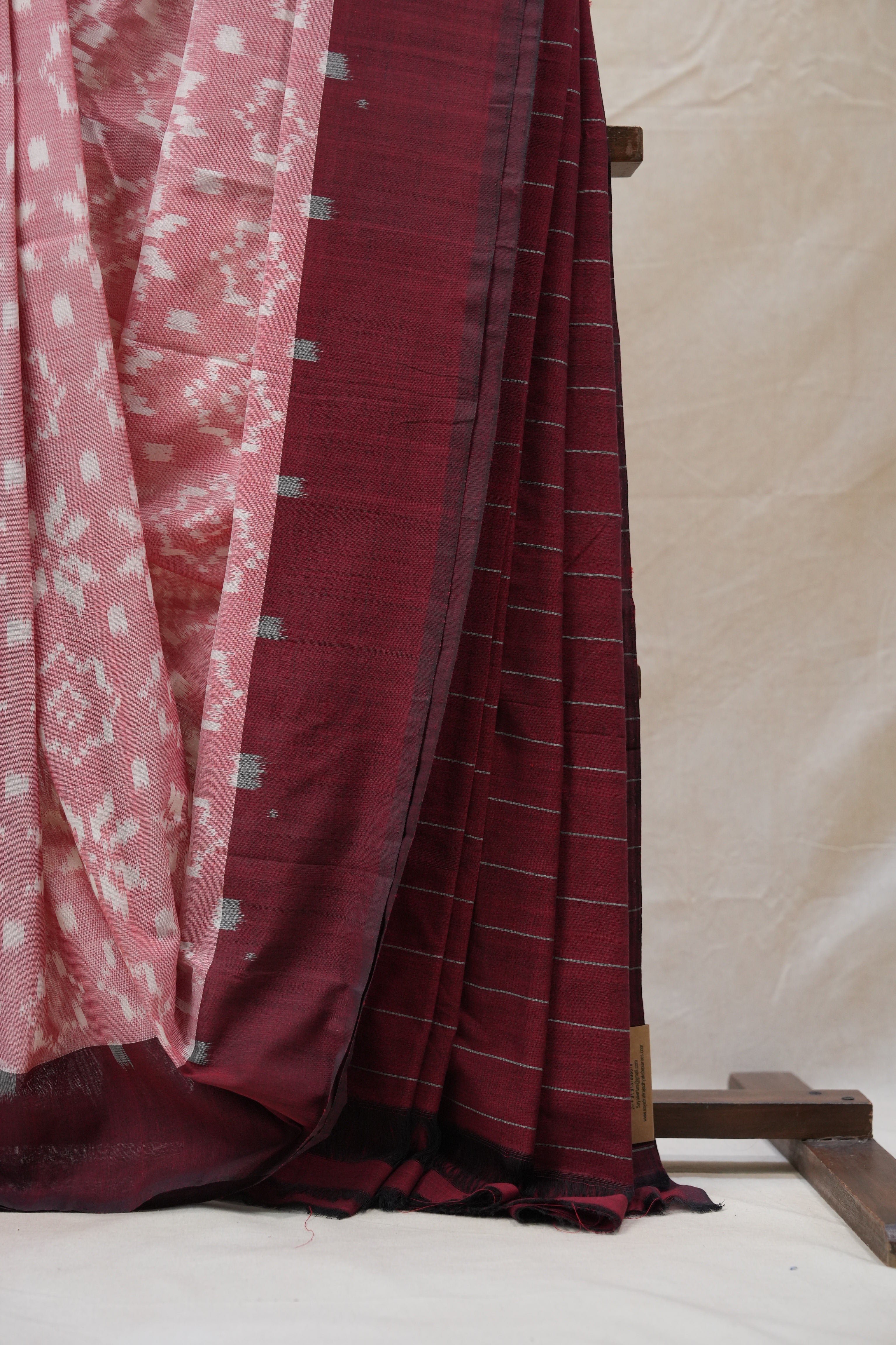 Red Pochampalli Cotton Ikat Saree - SRRPCIS449