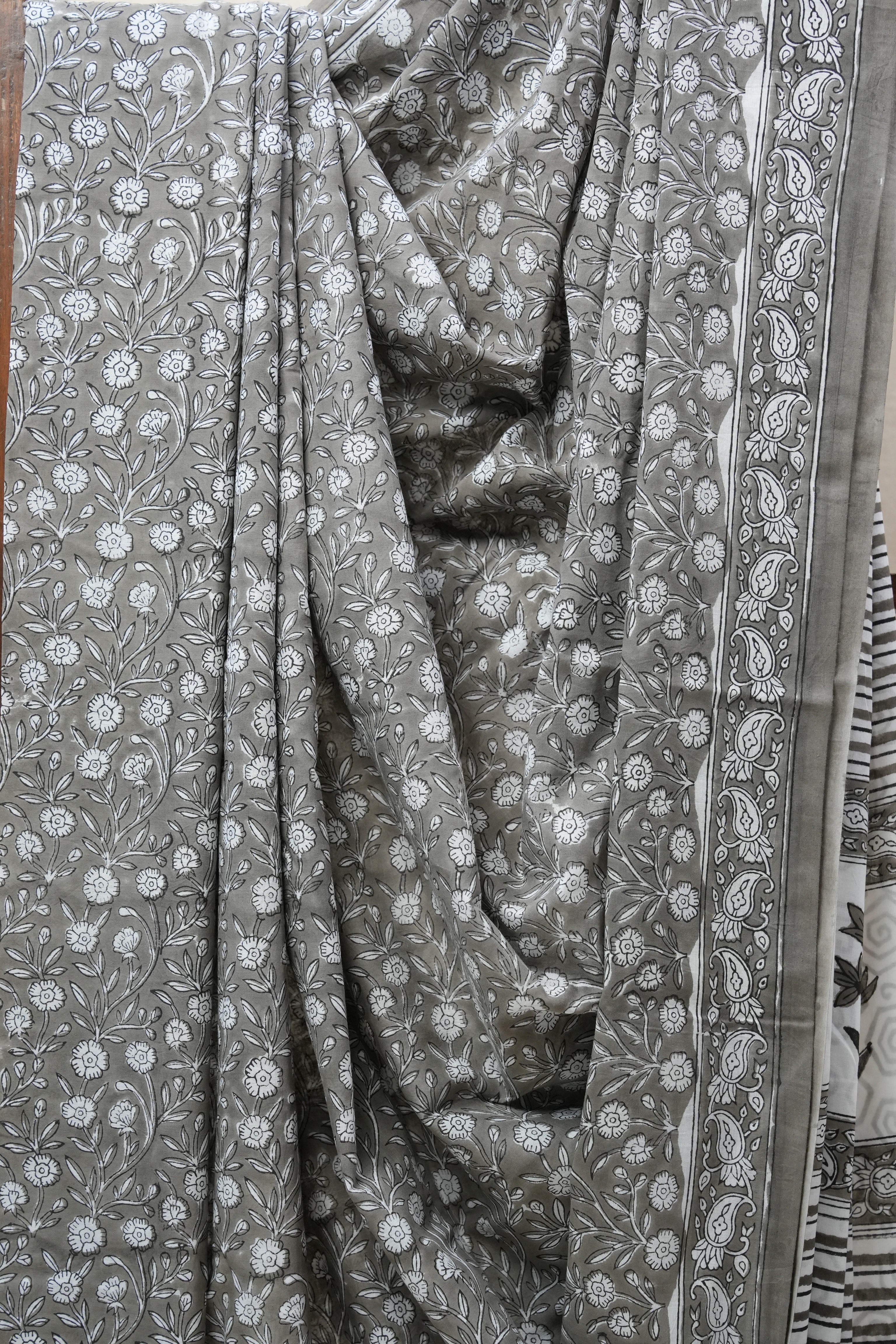 Grey HBP Cotton Saree - SRGCS2640