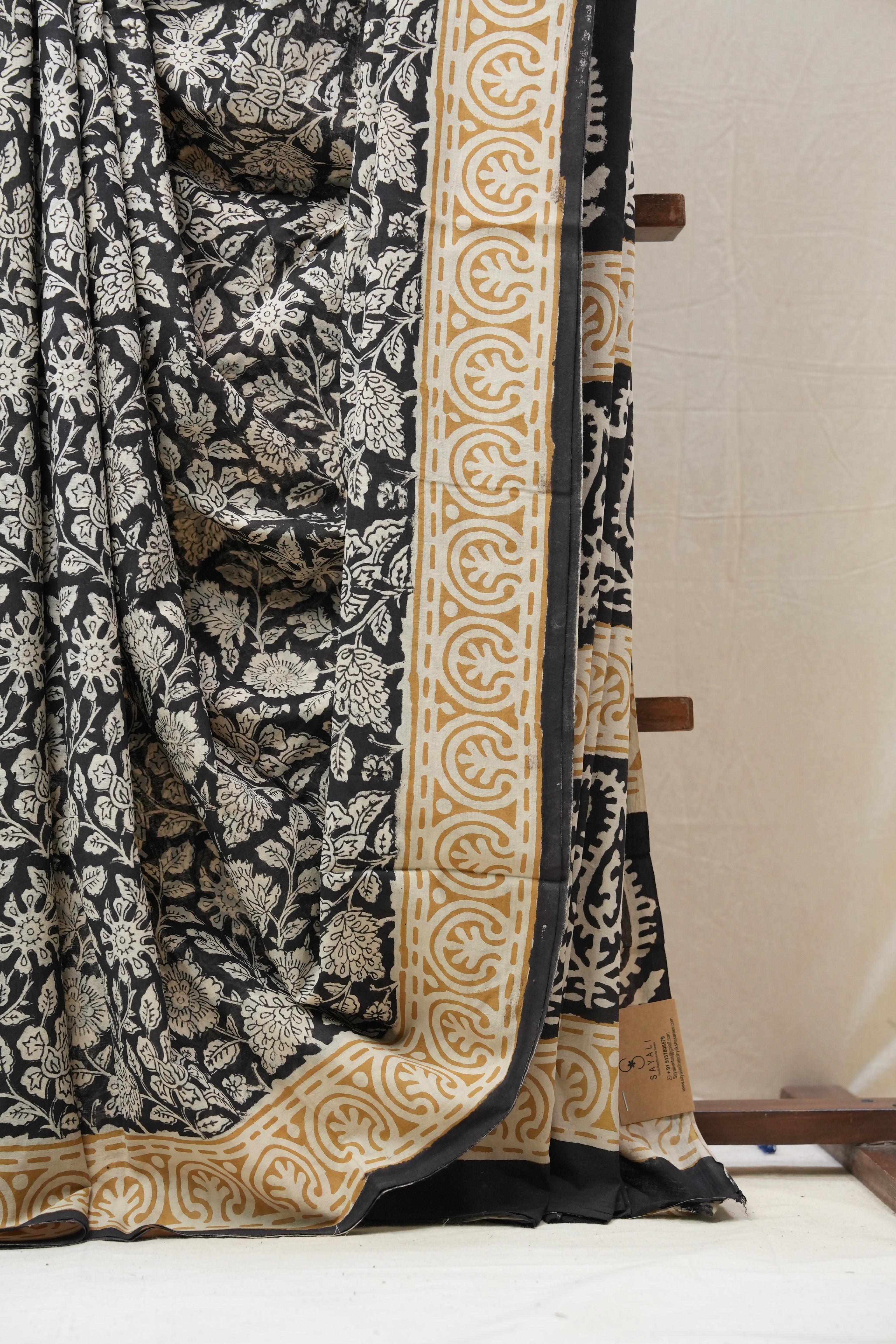 Black HBP Cotton Saree - SRBCS2687