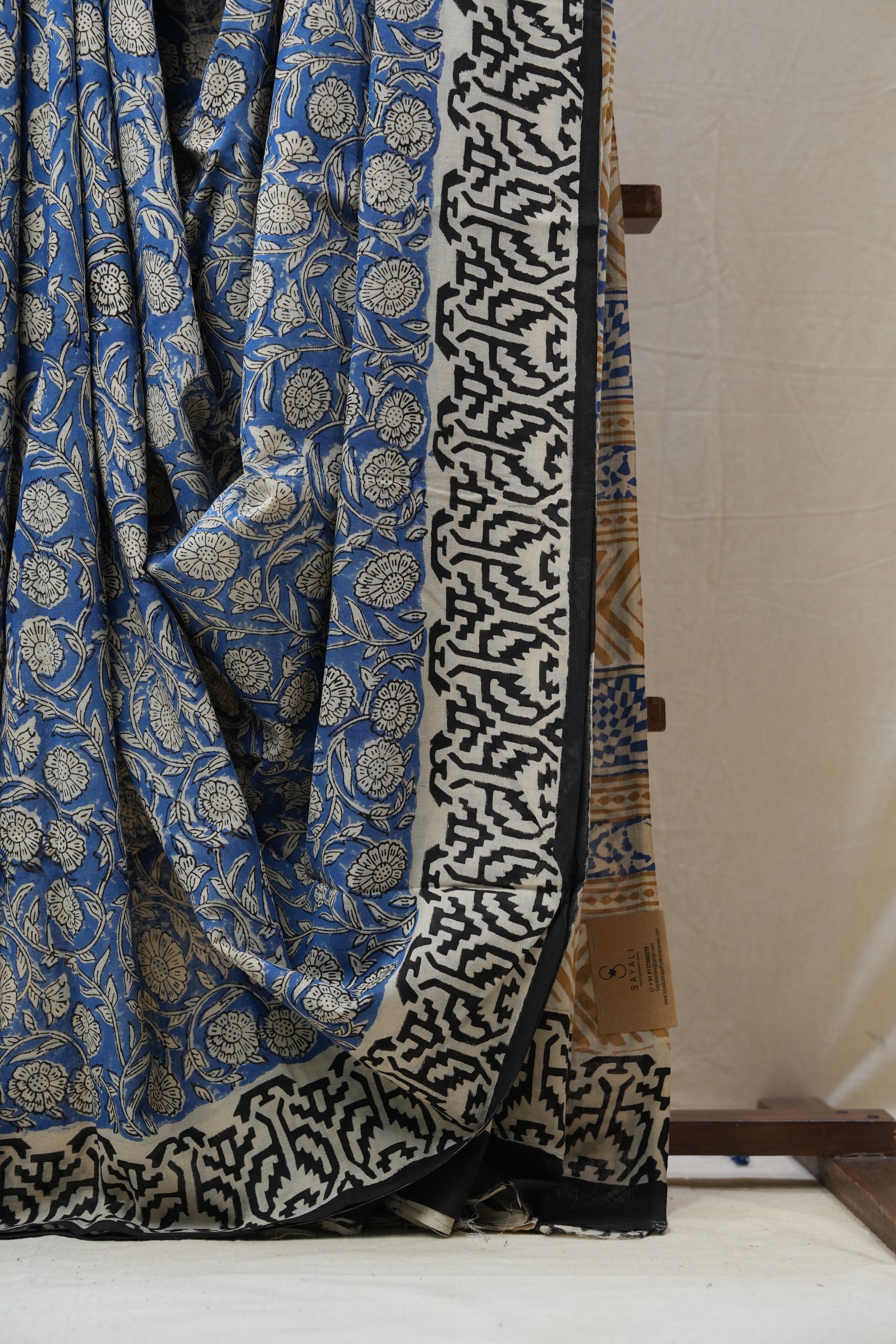 Cream HBP Cotton Saree - SRCCS2681