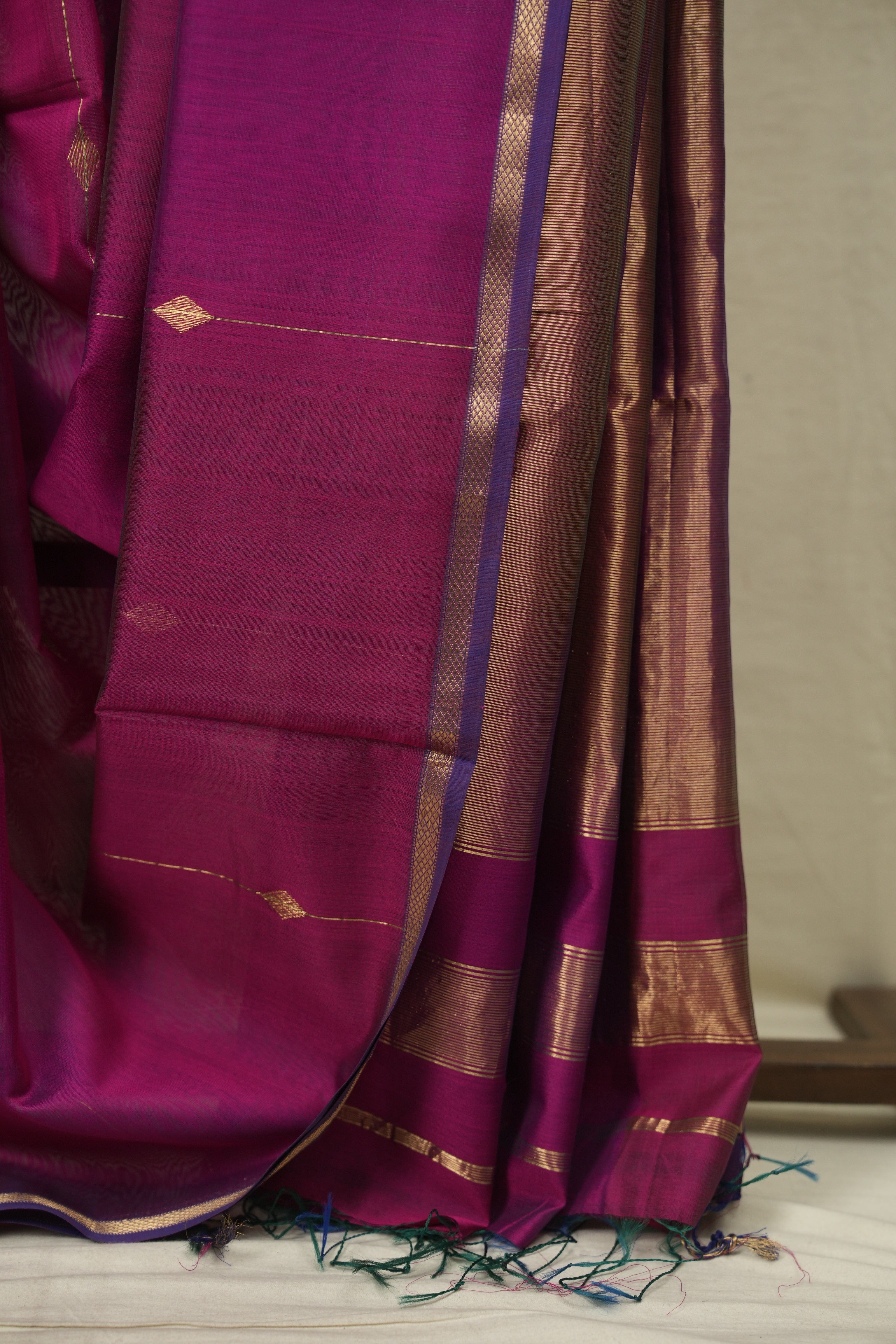 Dual Tone Magenta Maheshwari Saree - SRDTMMS1302